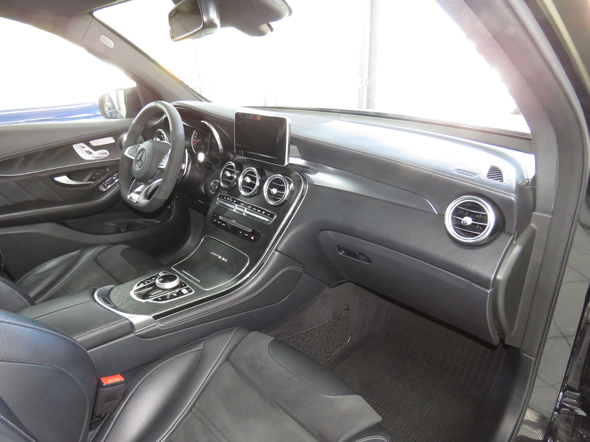 MERCEDES-BENZ GLC 63 S AMG 4-Matic+ 9G-Tronic (Automat, AHK 2'170 kg) "foliert"-image-15