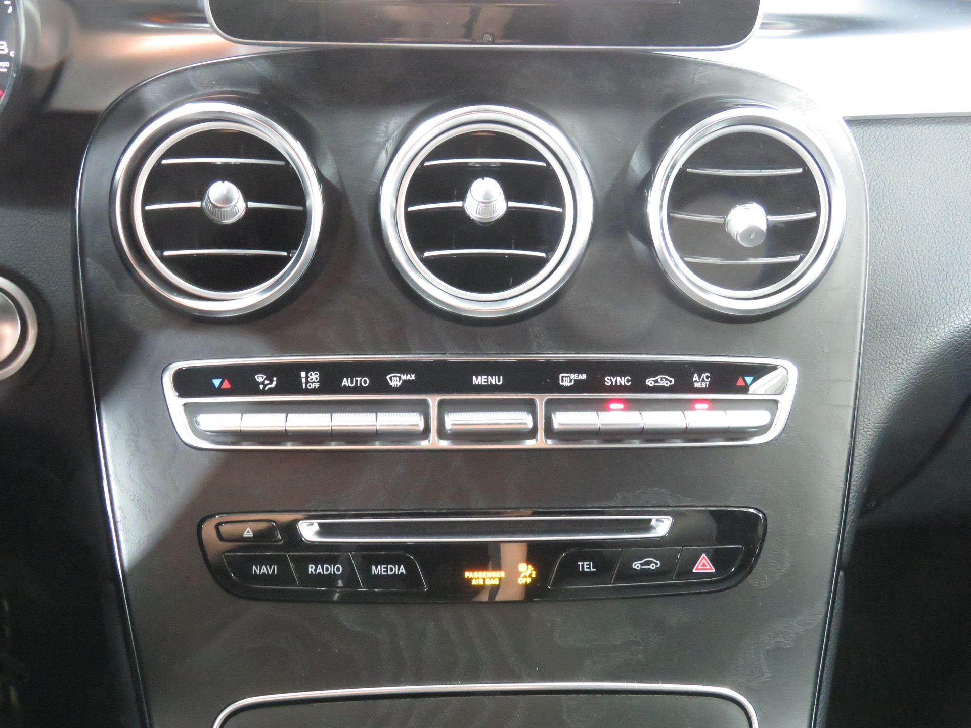 MERCEDES-BENZ GLC 63 S AMG 4-Matic+ 9G-Tronic (Automat, AHK 2'170 kg) "foliert"-image-25