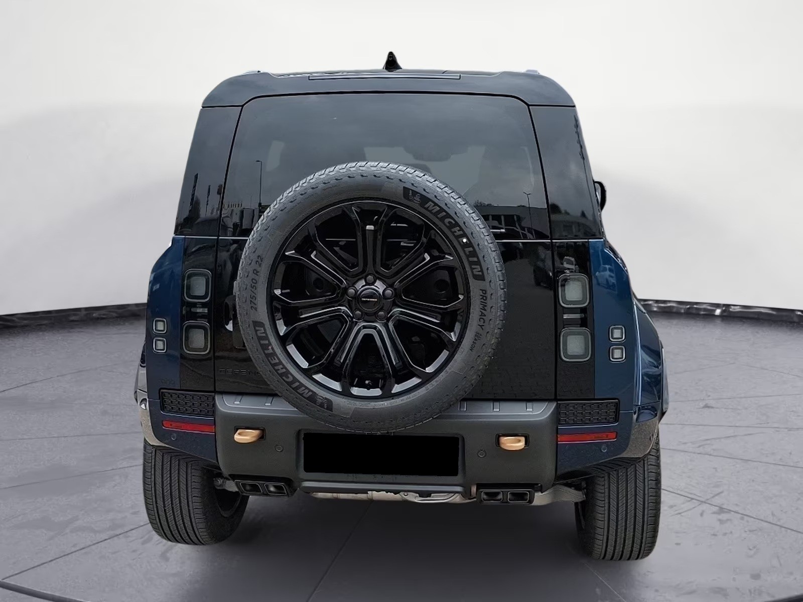LAND ROVER Defender 110 635 V8 4.4 Octa AT8-image-5