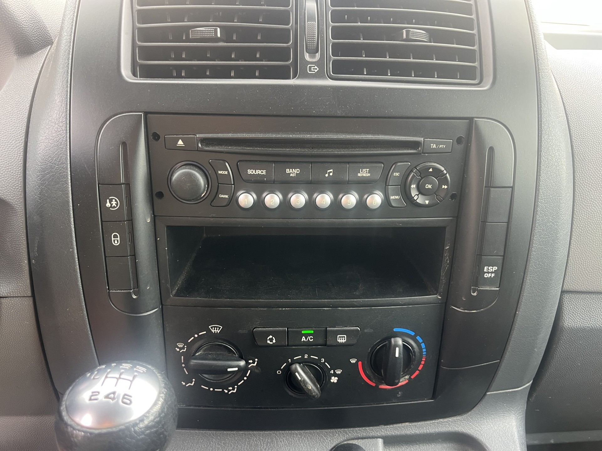 CITROEN Jumpy 2.0HDi L2H1 Seduction 9 Places-showroom-element-2
