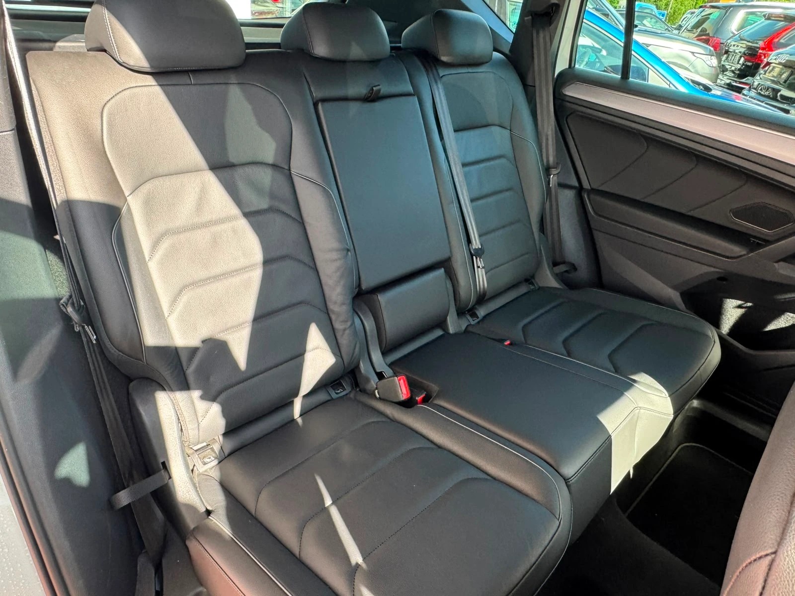 SEAT Tarraco 2.0 TDI FR DSG Leder-image-17