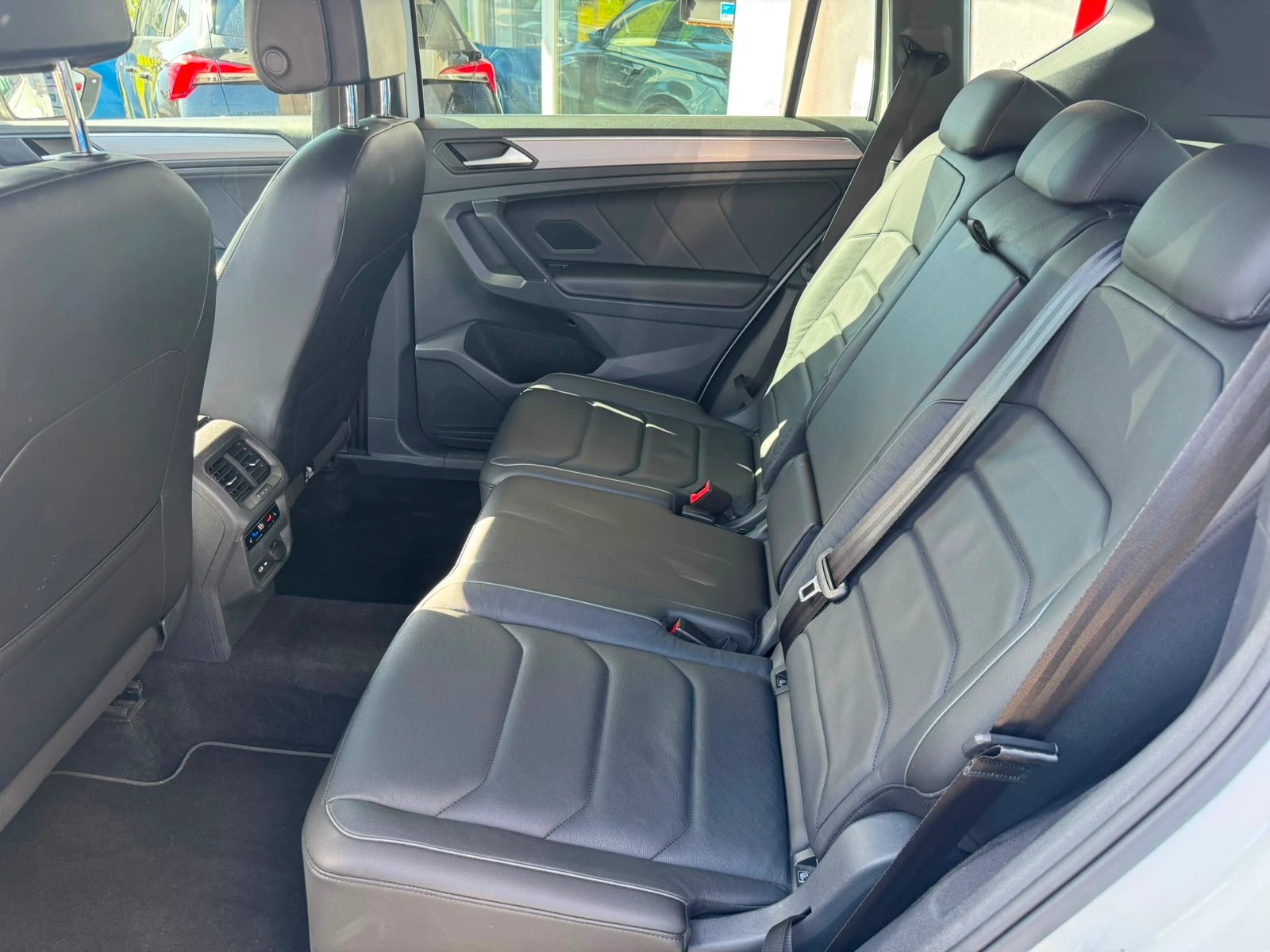 SEAT Tarraco 2.0 TDI FR DSG Leder-image-16