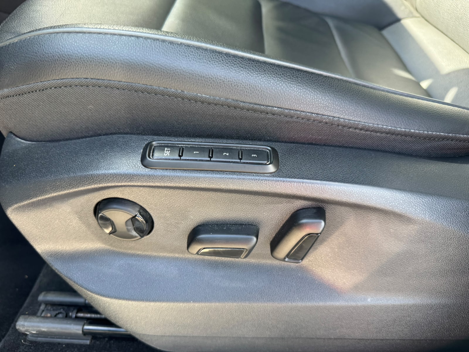 SEAT Tarraco 2.0 TDI FR DSG Leder-image-26