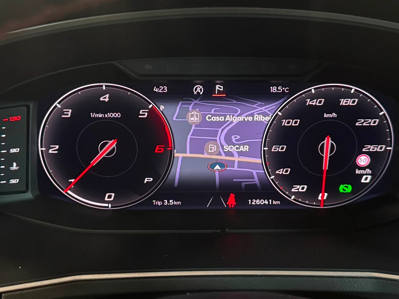 SEAT Tarraco 2.0 TDI FR DSG Leder-image-20