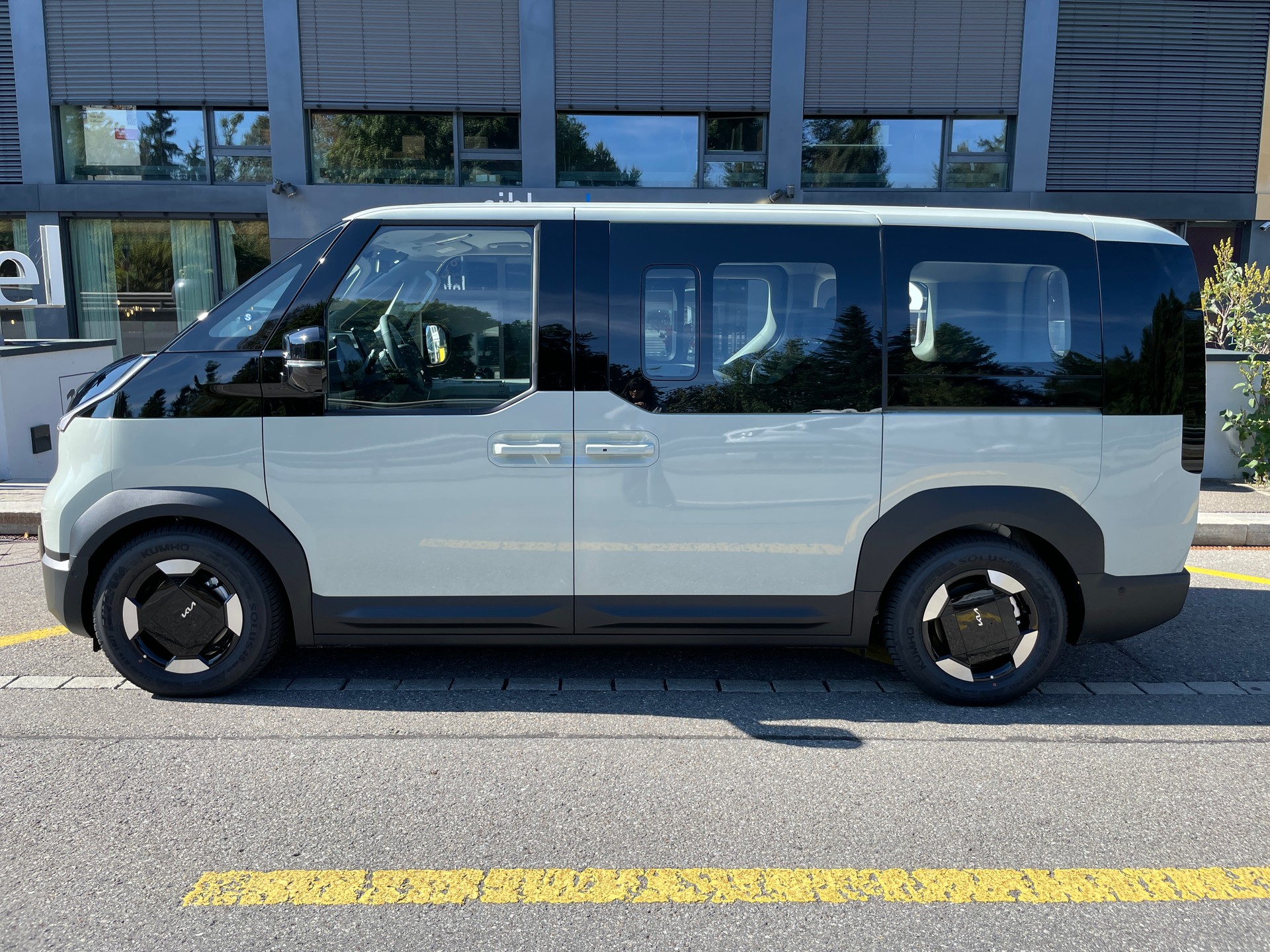 KIA PV5 71.2 kWh Elite mit Elite Pack und Wärmepumpe-image-12