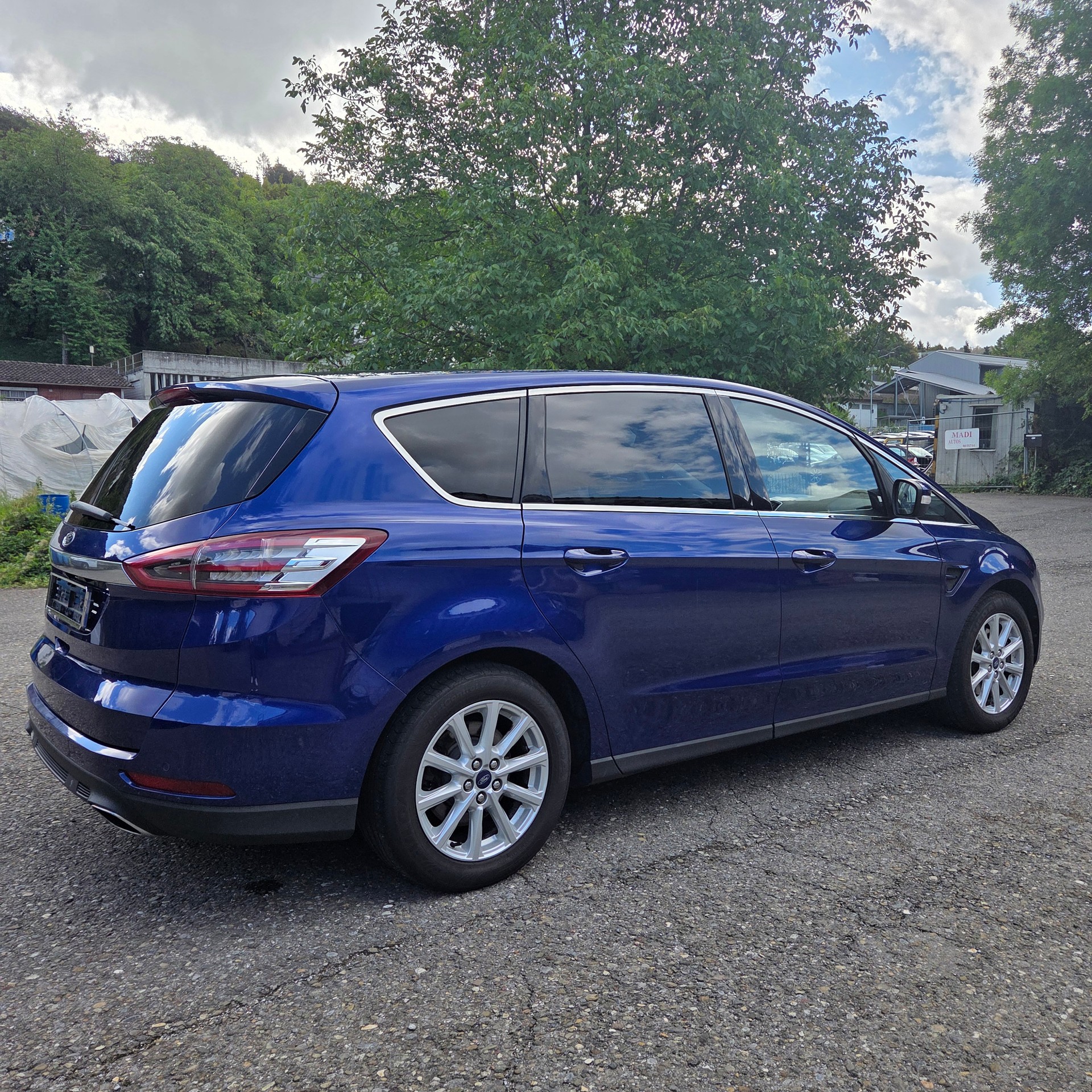FORD S-Max 2.0 TDCi Trend AWD PoweShift-image-3