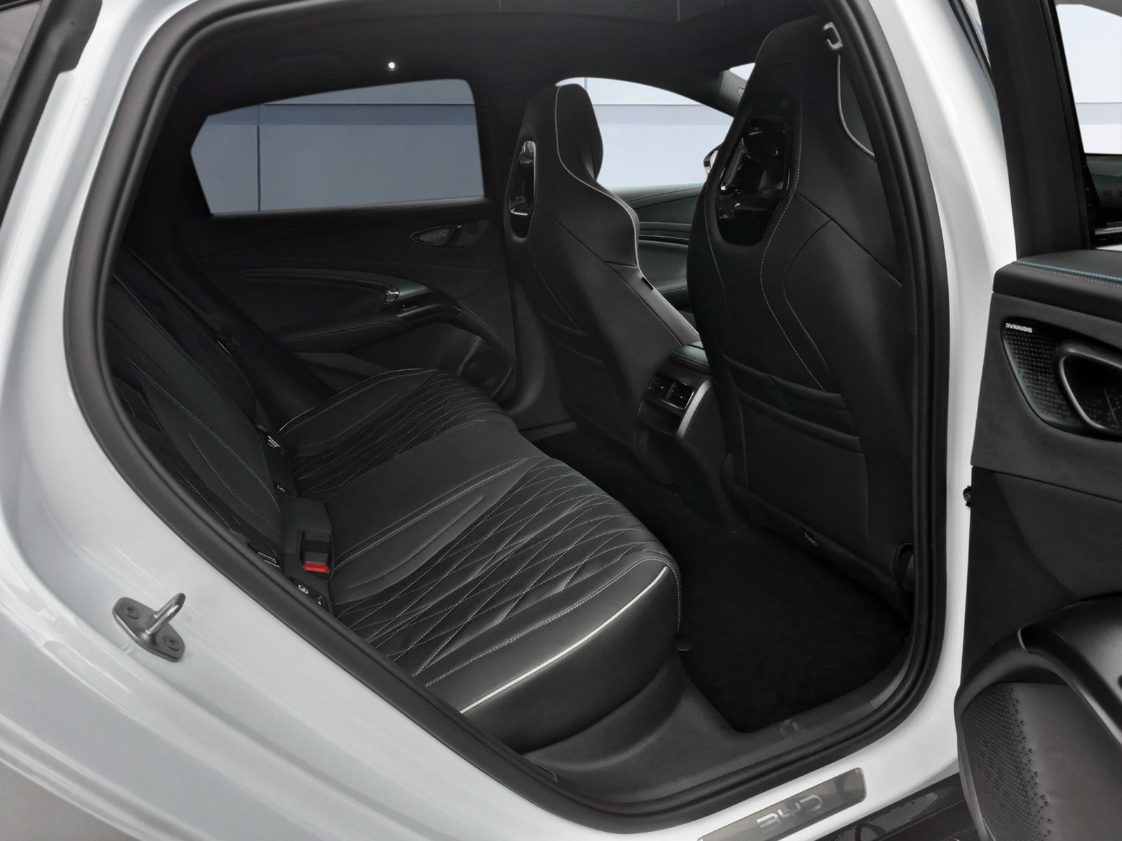 BYD Seal Excellence AWD-image-13