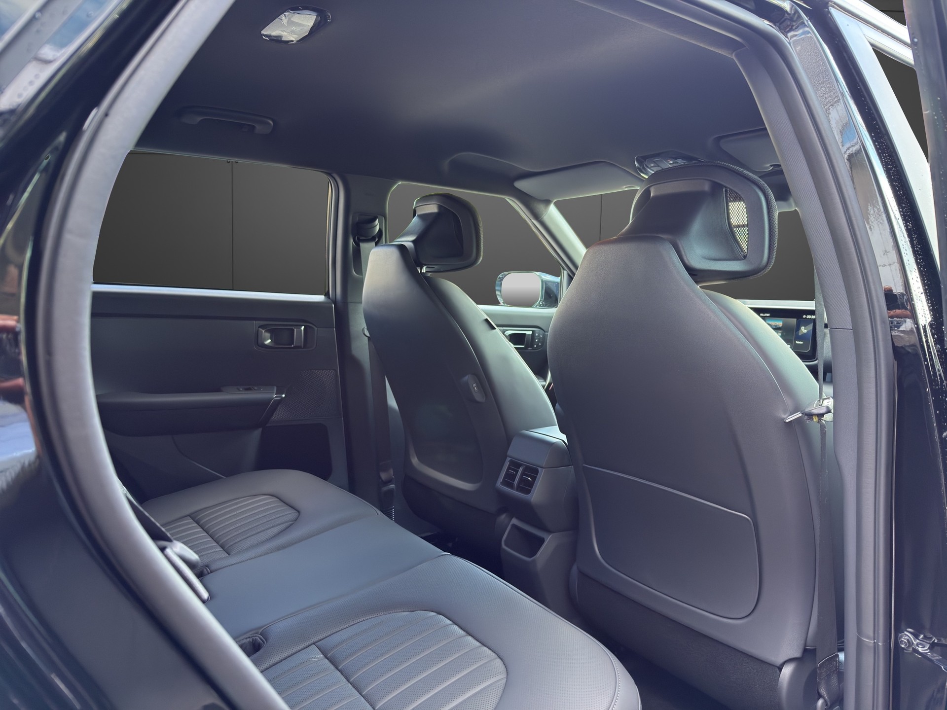 KIA Seltos 1.6T-GDi X-Line 7DCT-image-16