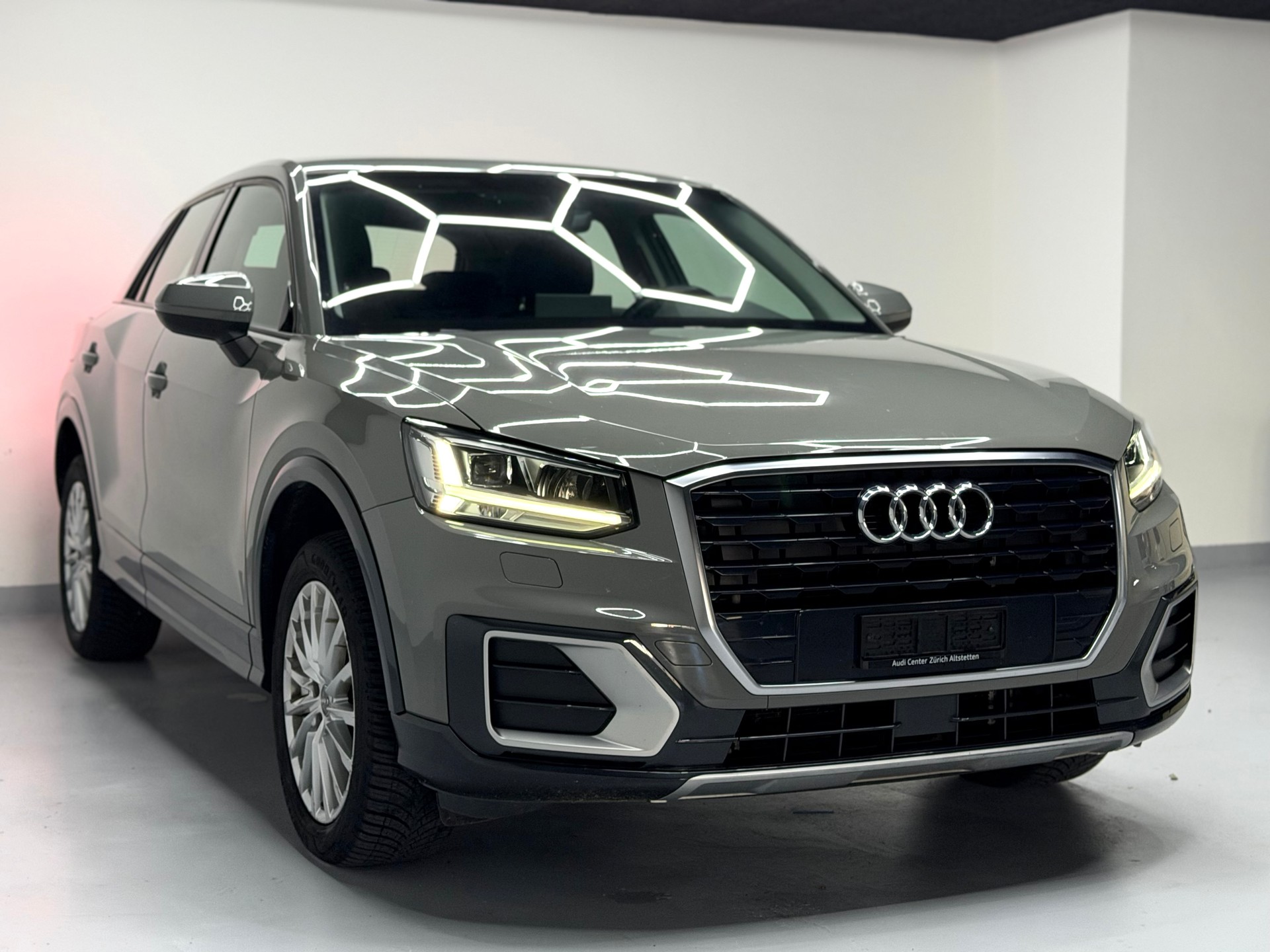 AUDI Q2 1.6 TDI design-image-2