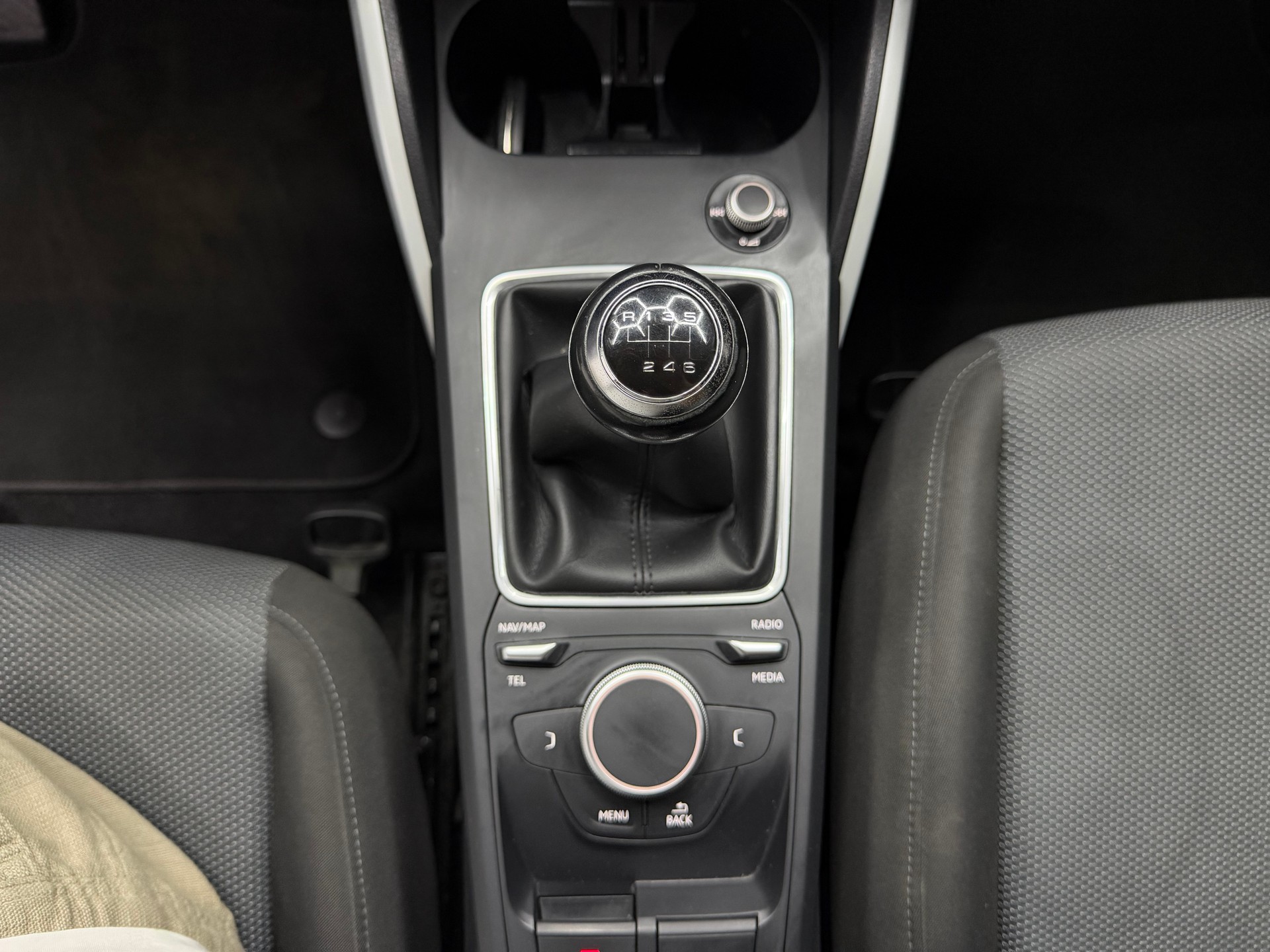 AUDI Q2 1.6 TDI design-image-16