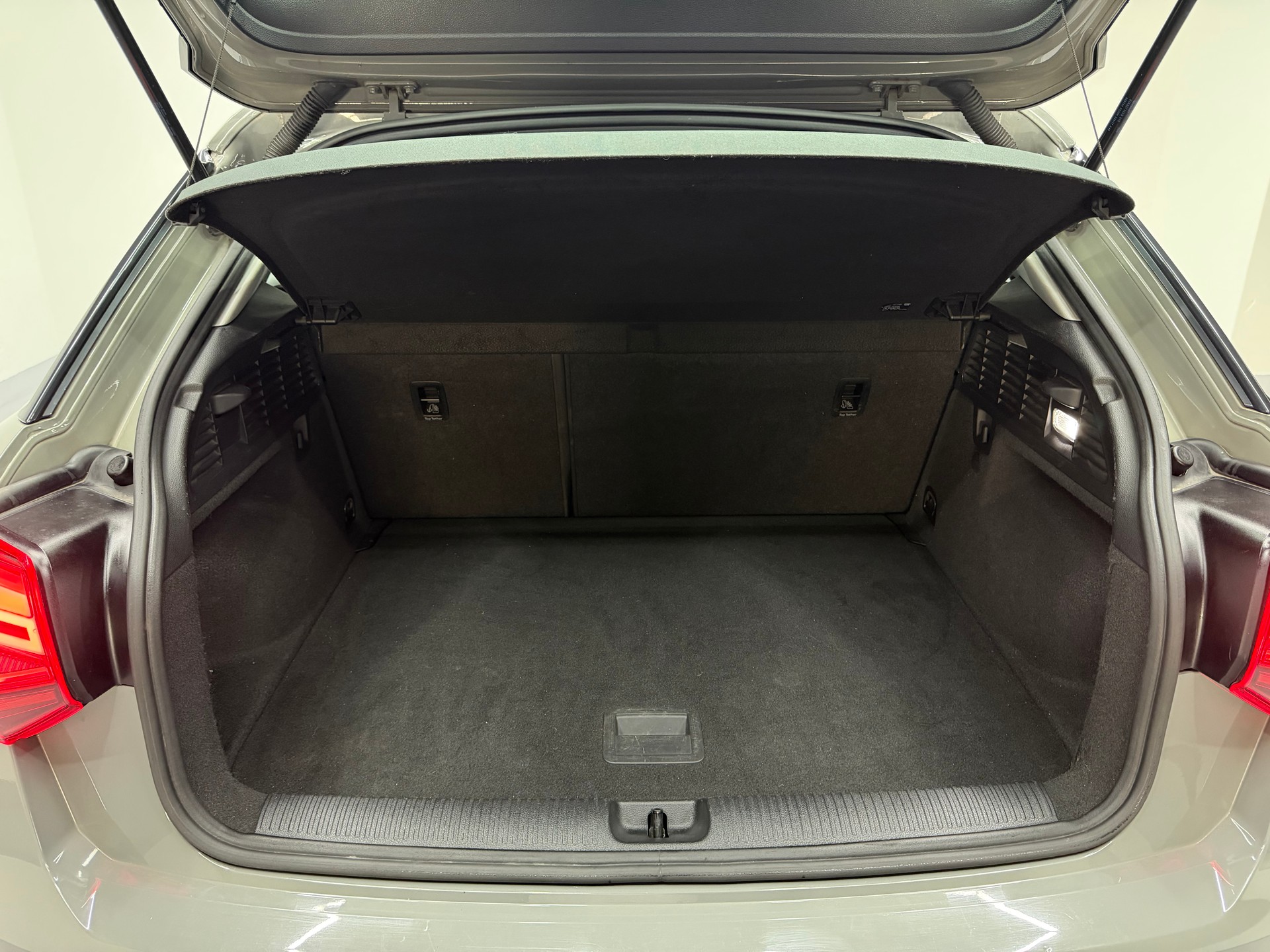 AUDI Q2 1.6 TDI design-image-12
