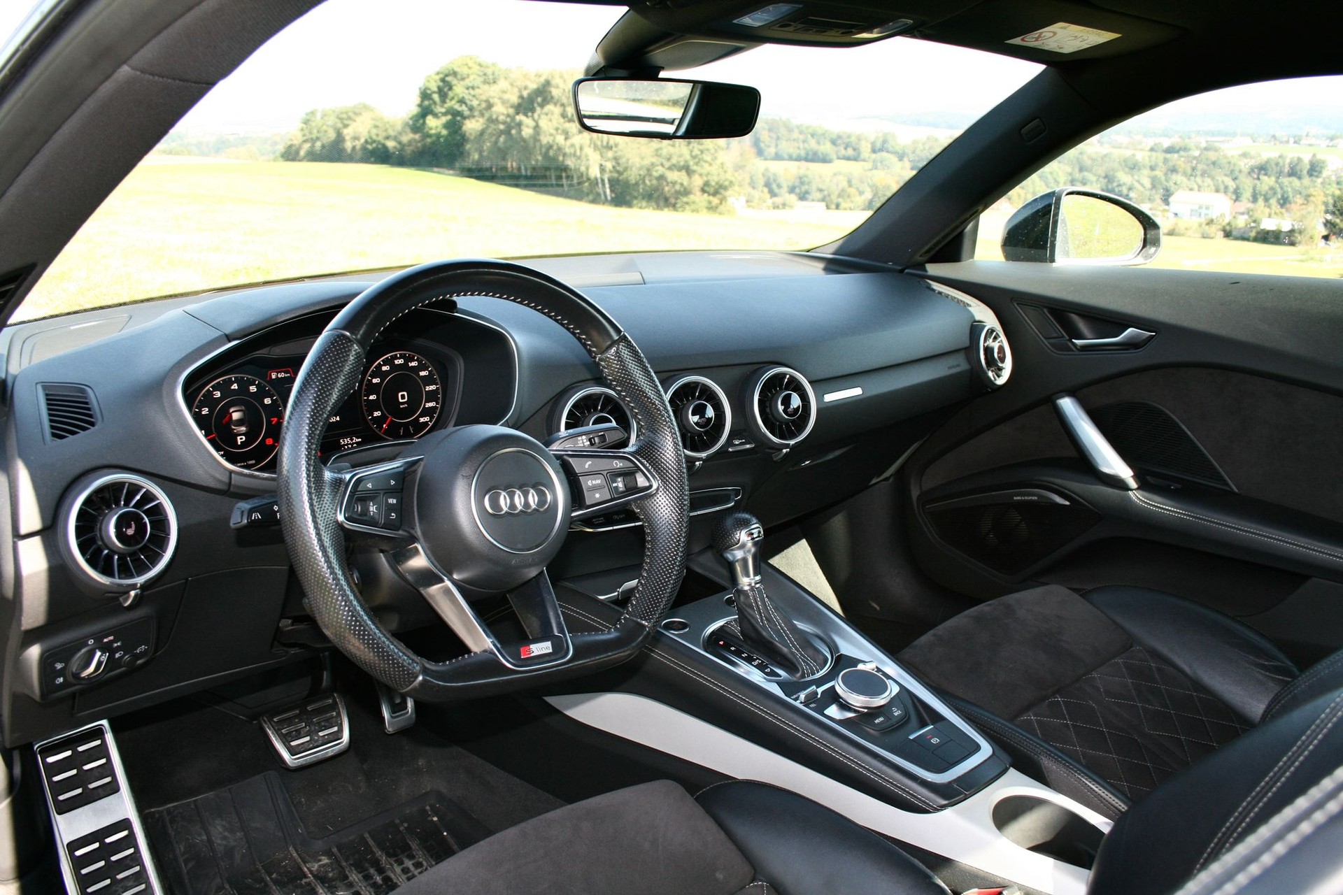 AUDI 2.0 TFSI quattro S-Tronic-image-3