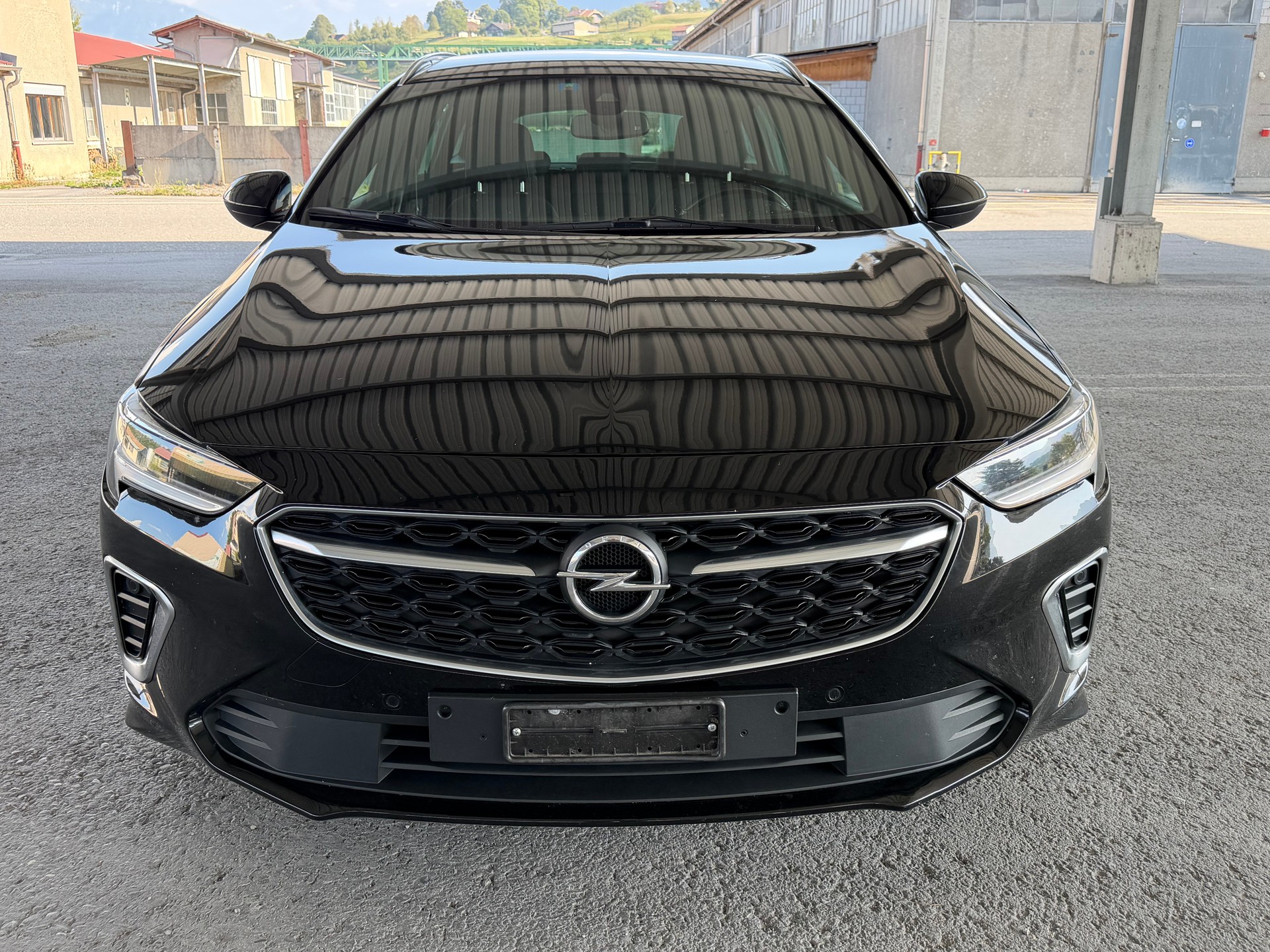 OPEL Insignia 2.0 T Sports Tourer GSi Automatic-image-7