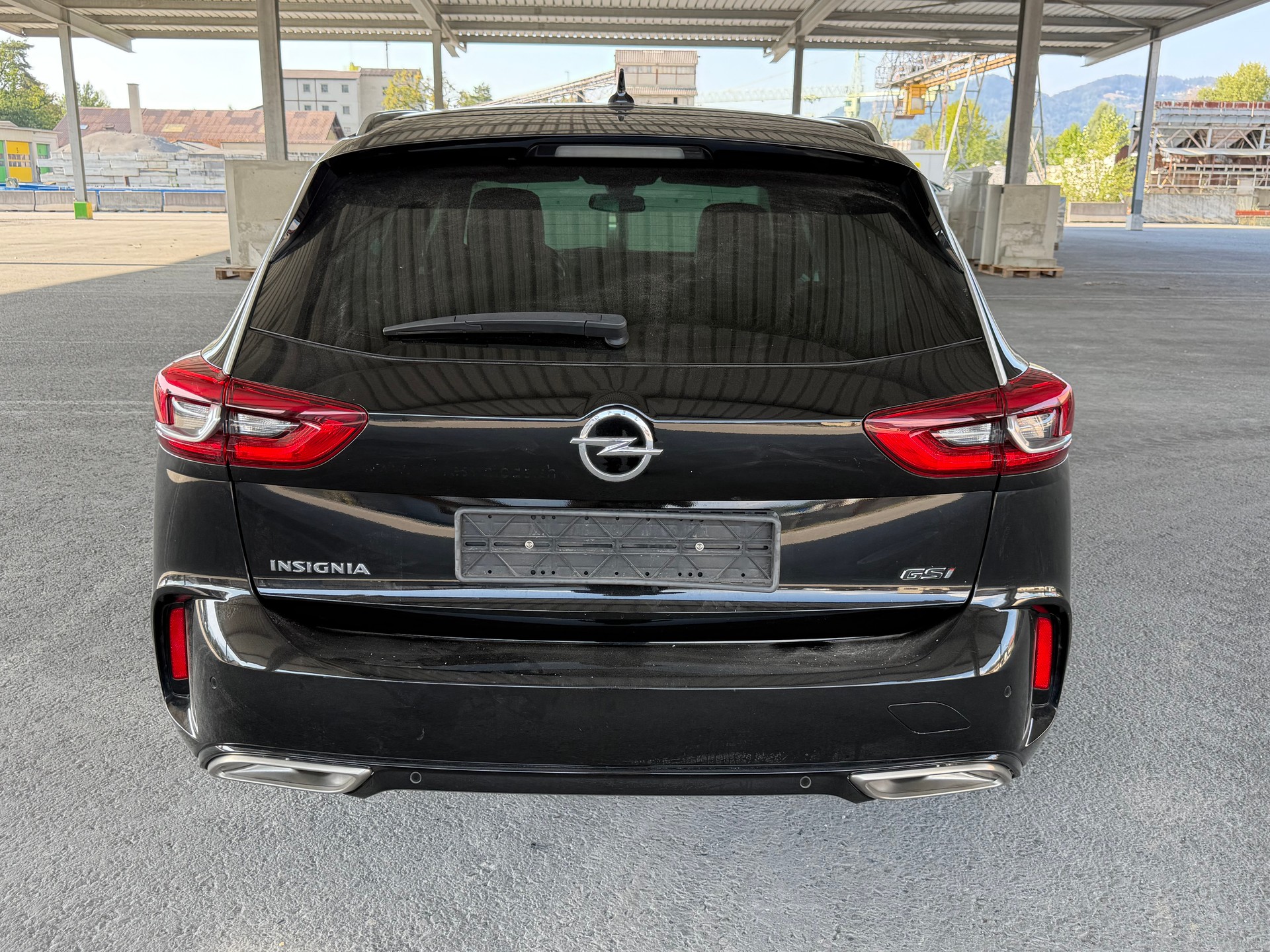 OPEL Insignia 2.0 T Sports Tourer GSi Automatic-image-4