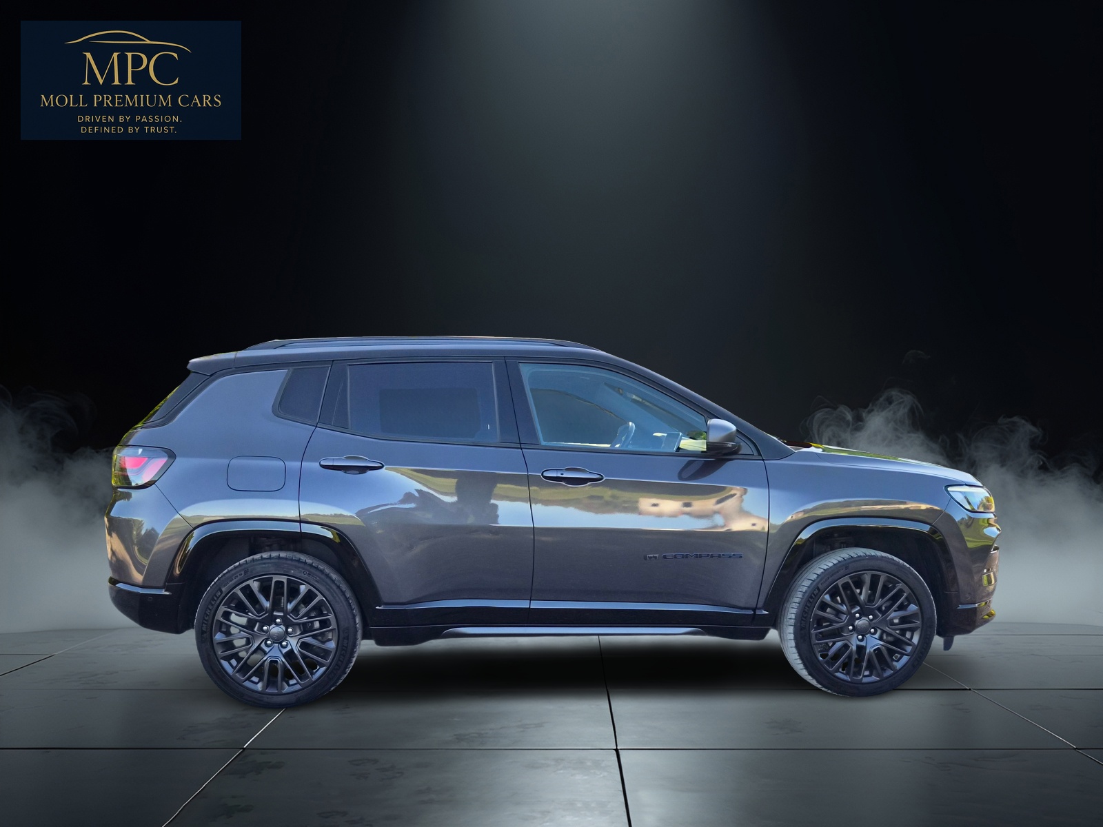 JEEP Compass 1.3 T PHEV 80th Anniversary AWD-image-3