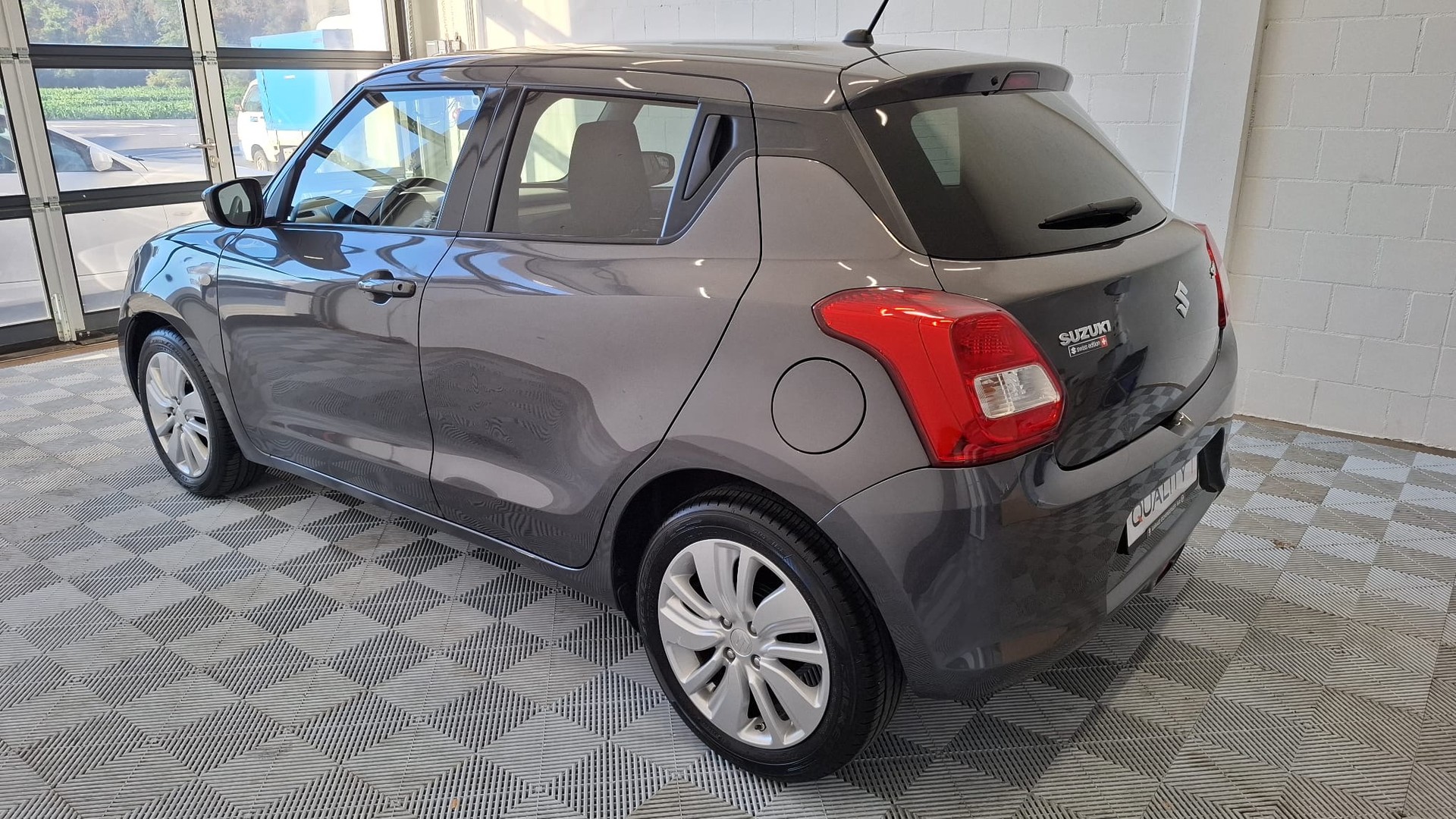 SUZUKI Swift 1.0 12V Compact+-image-3