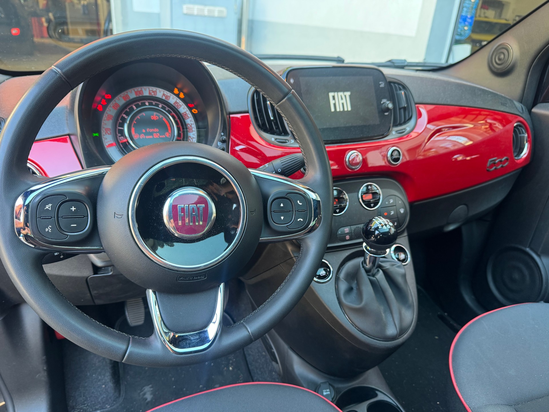 FIAT 500 1.0 N3 MildHybrid Swiss Edition-image-6