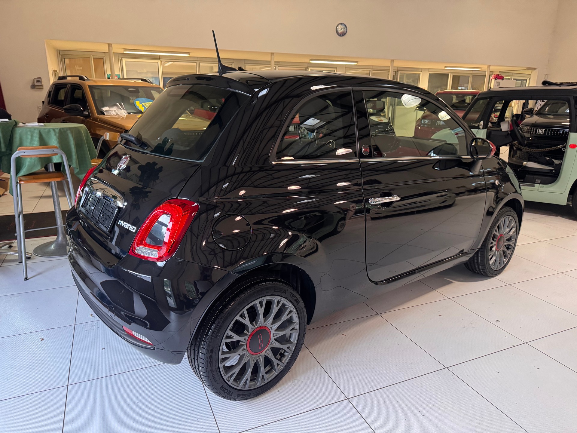 FIAT 500 1.0 N3 MildHybrid Swiss Edition-image-4