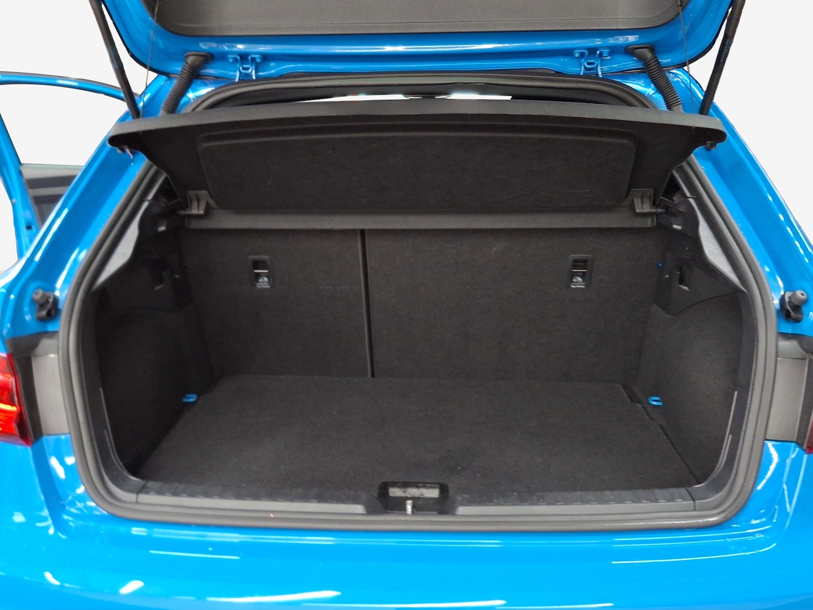 AUDI A1 Sportback 30 TFSI S Line Attraction S-tronic-image-12
