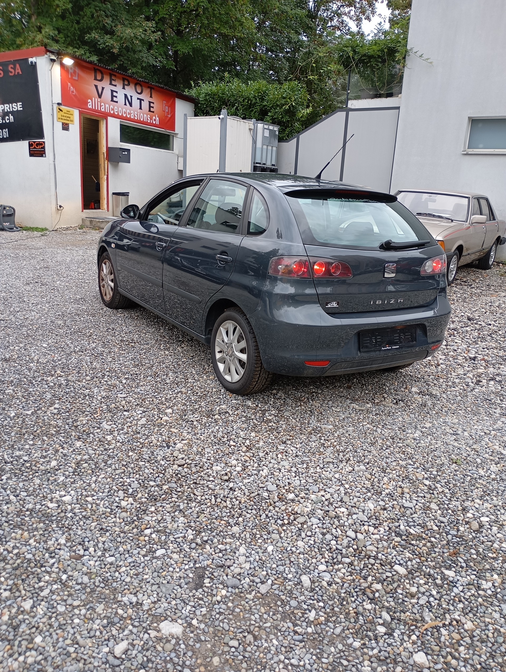 SEAT Ibiza 1.4 16V Shake-image-4
