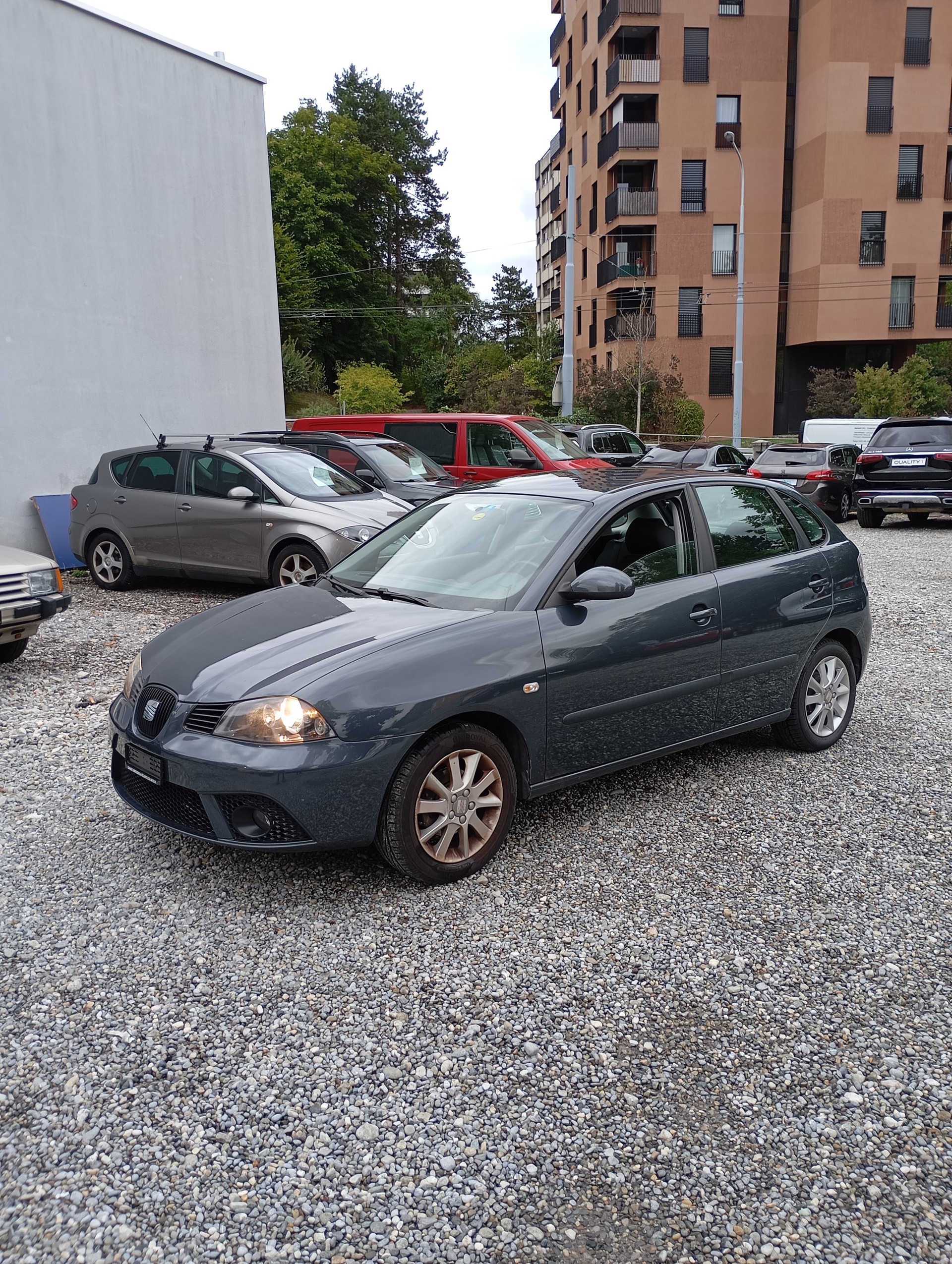 SEAT Ibiza 1.4 16V Shake-showroom-element-3