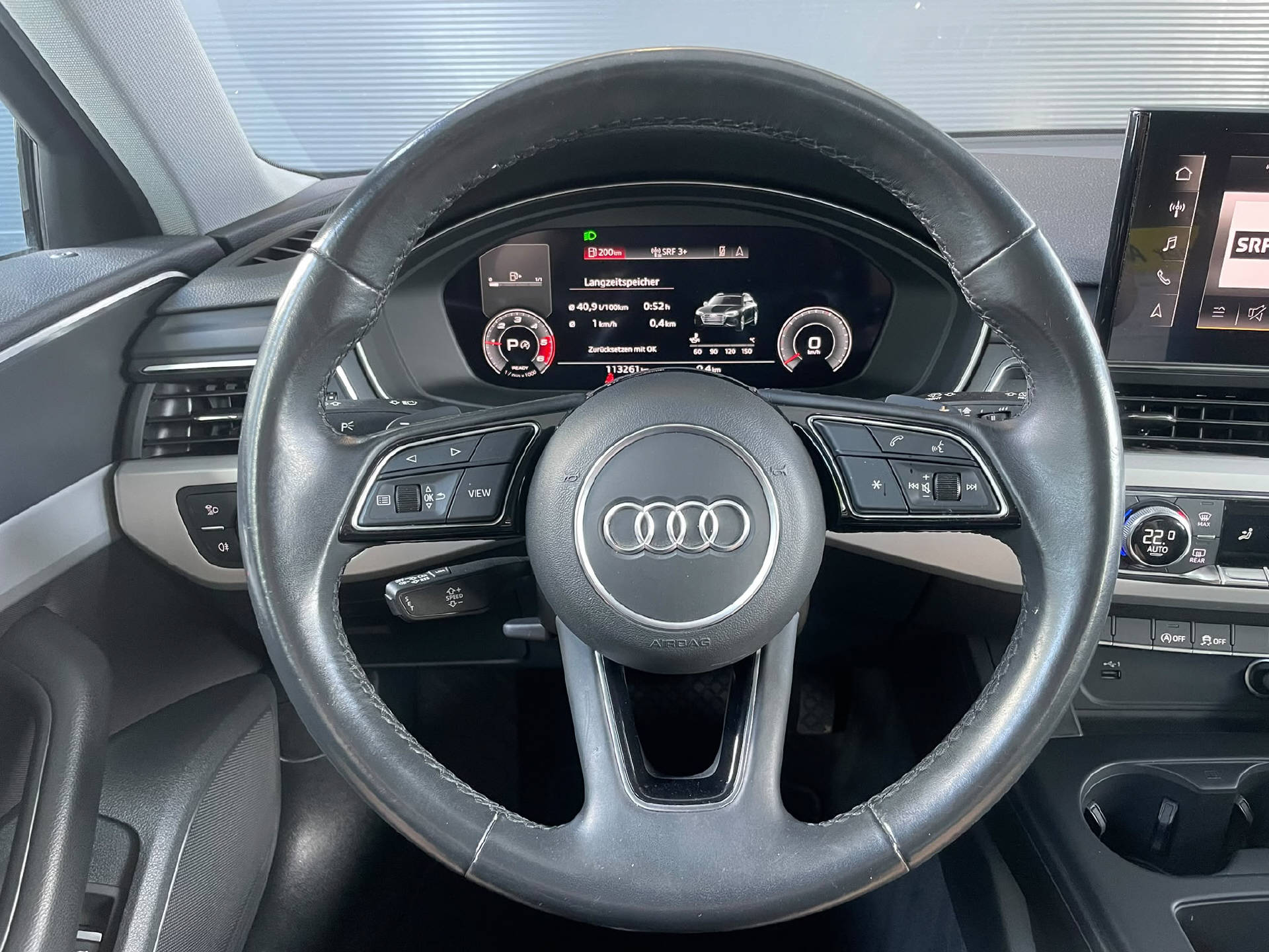 AUDI A4 Avant 2.0 35 TDI Attraction S-Tronic-image-7