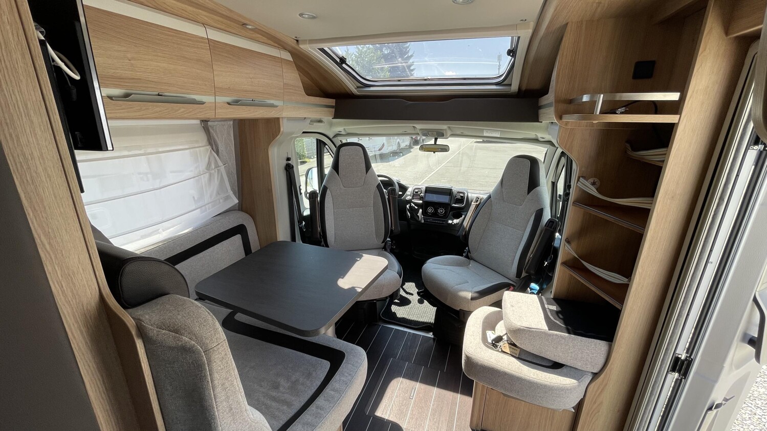 KNAUS Sky Ti PLATINUM SELECTION 650 MEG-image-10