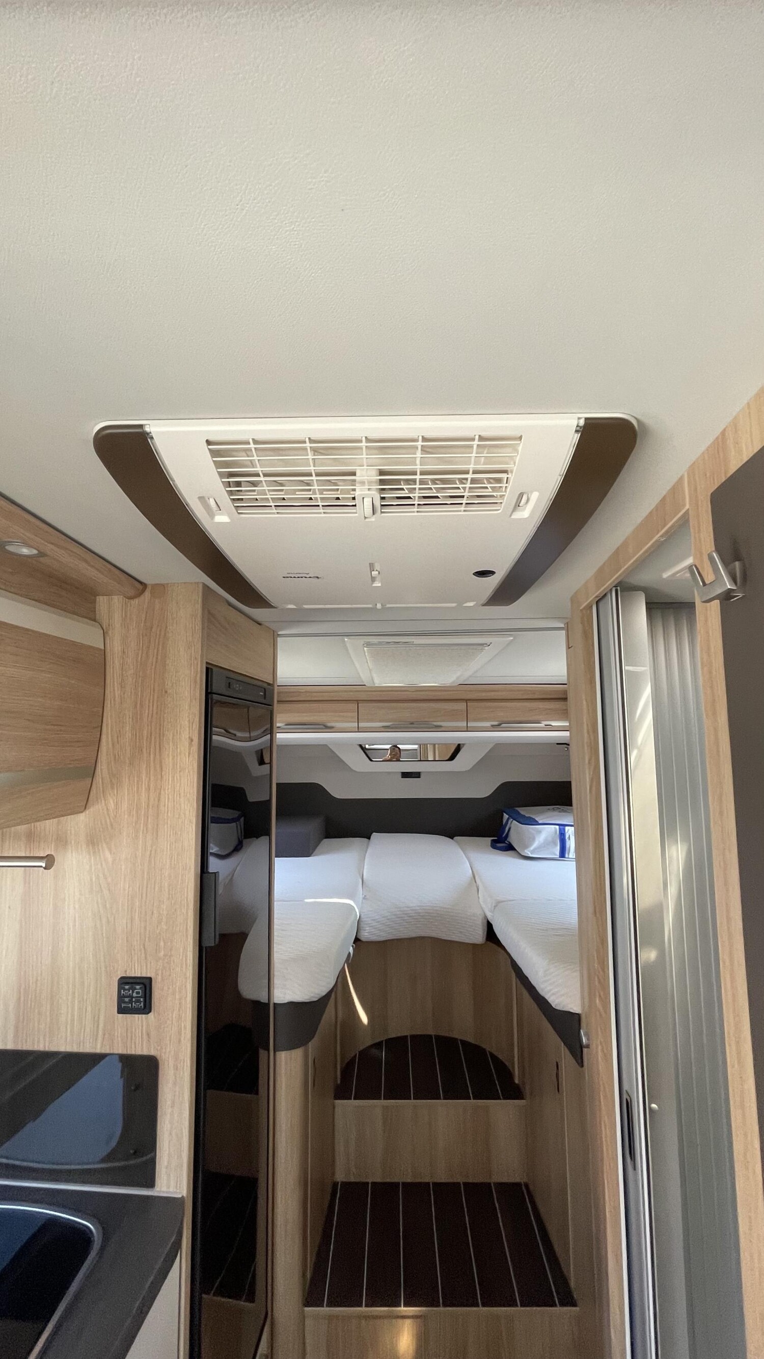 KNAUS Sky Ti PLATINUM SELECTION 650 MEG-image-12