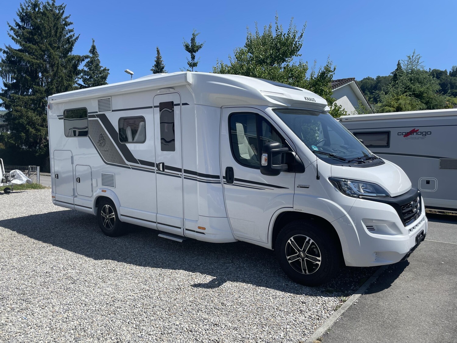 KNAUS Sky Ti PLATINUM SELECTION 650 MEG-image-0