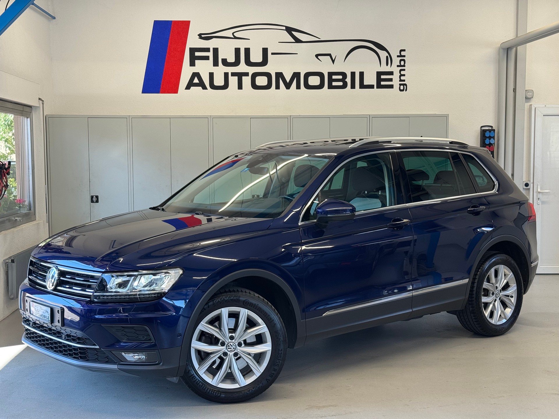 VW Tiguan 2.0 TDI SCR Highline 4Motion DSG-image-0