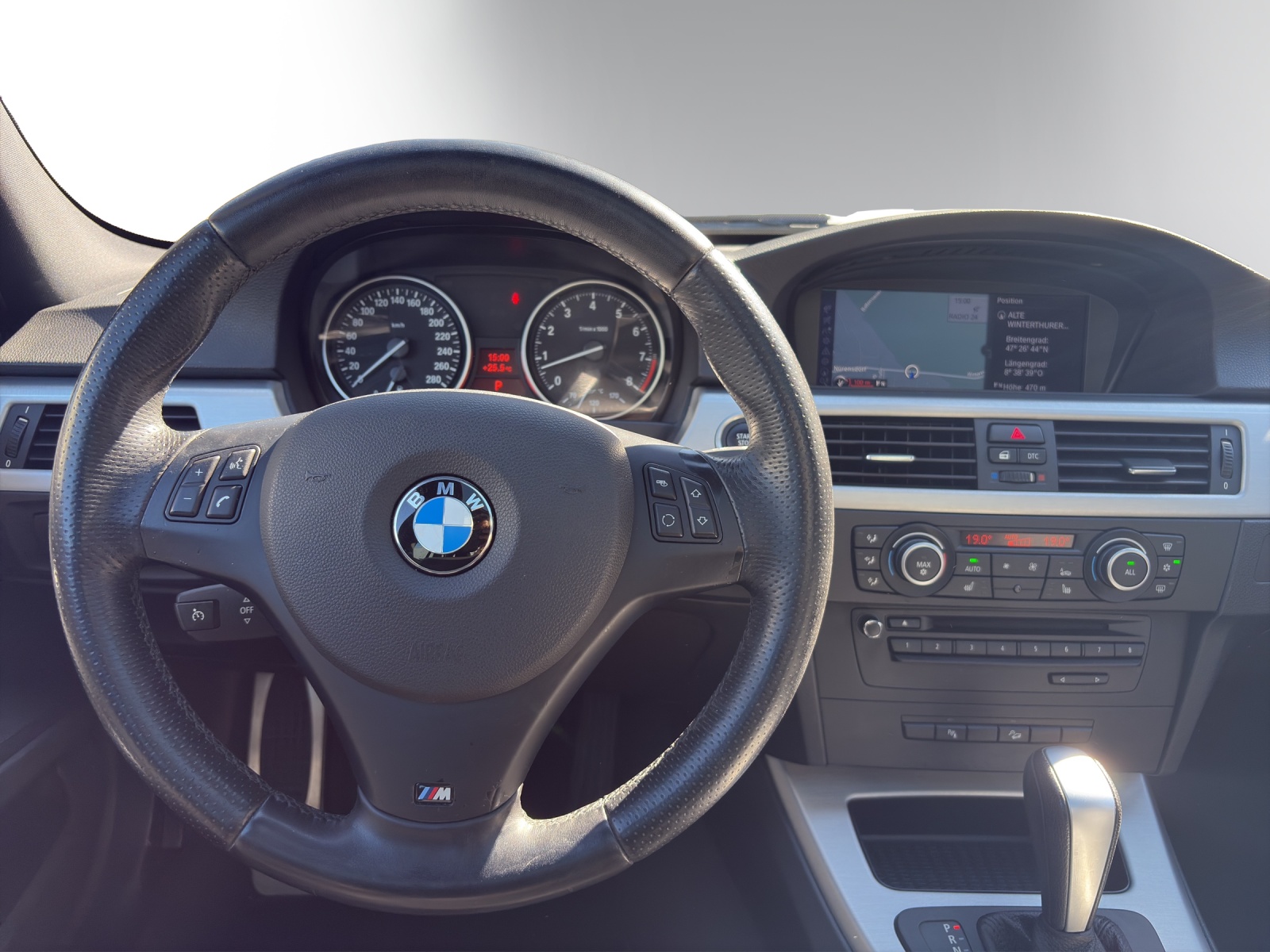 BMW 335i xDrive Touring | Panorama | AHK | Kistler Auspuff | MTS Gewindefahrwerk-image-14