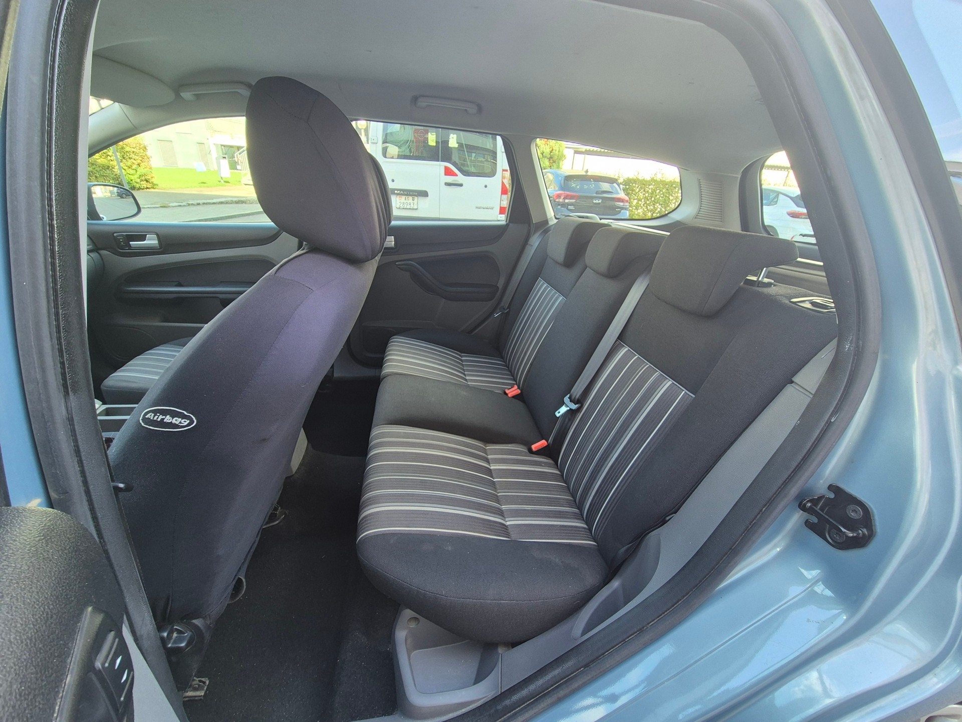 FORD Focus 1.6i VCT Carving-image-5