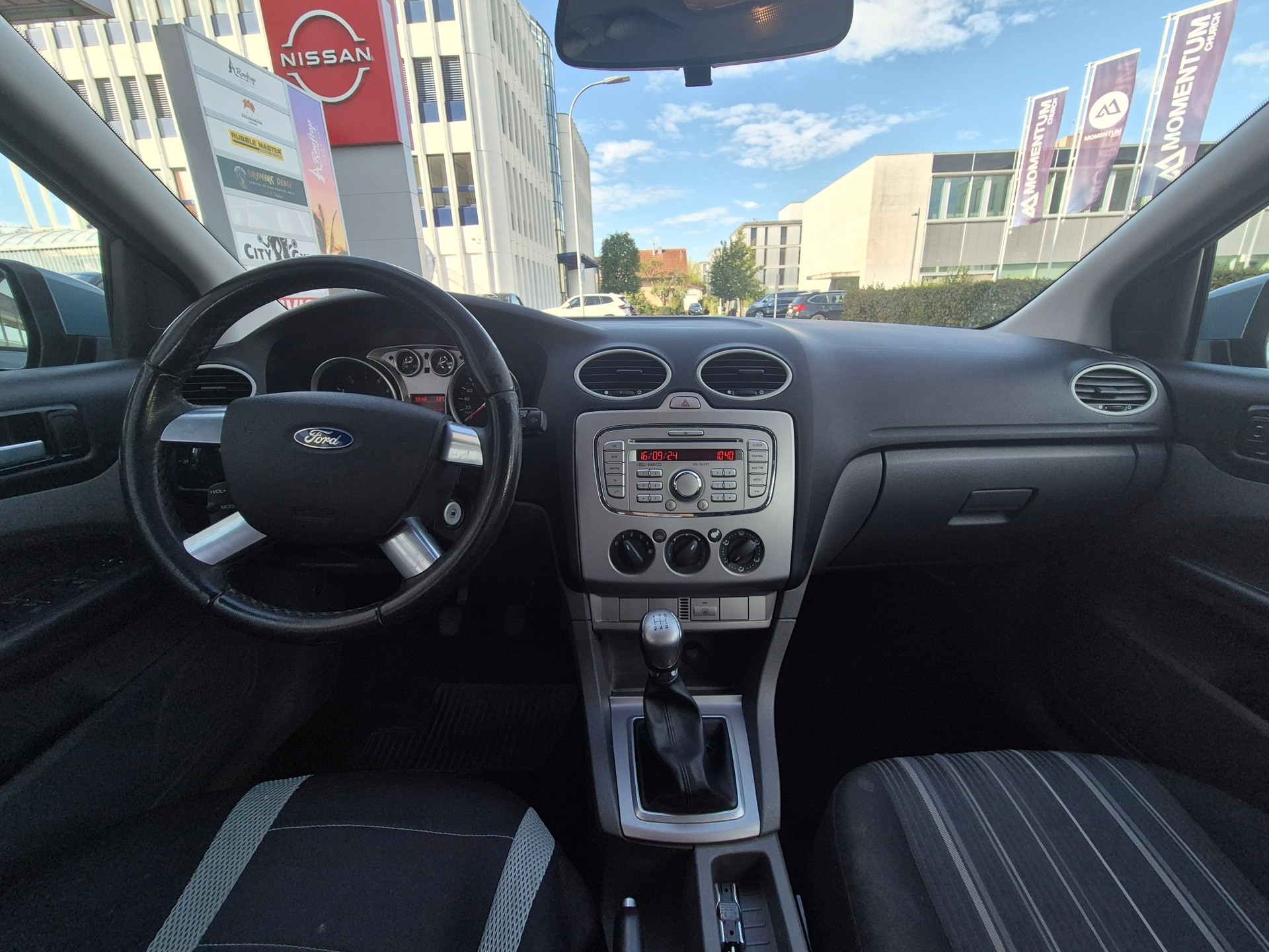 FORD Focus 1.6i VCT Carving-image-6