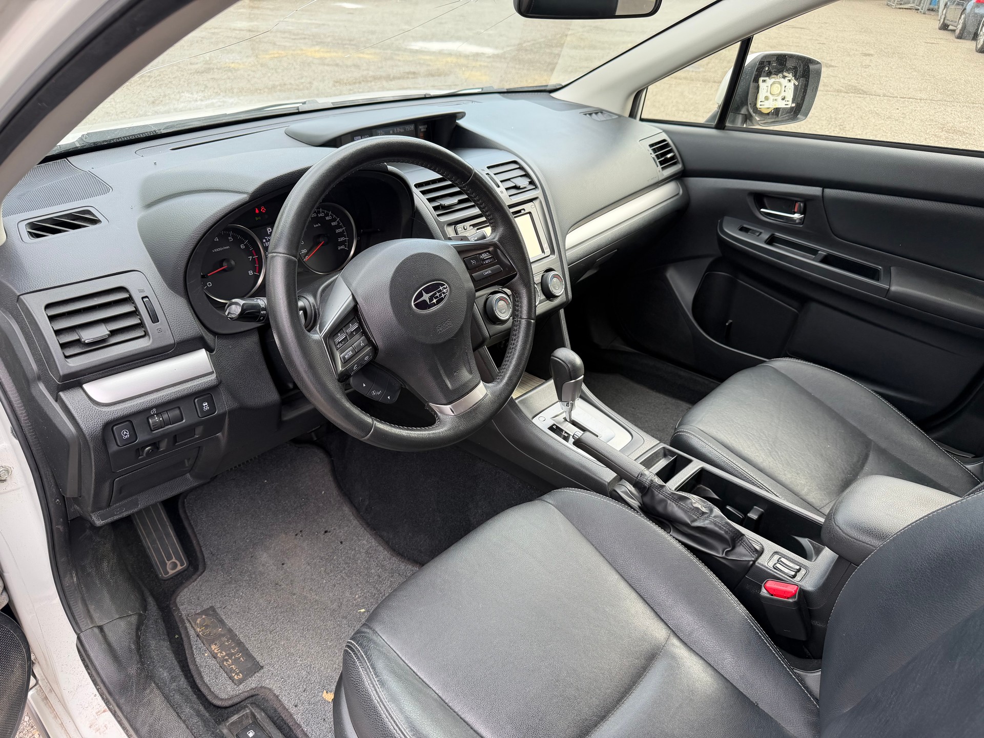 SUBARU XV 2.0 Swiss Three AWD CVT-image-9