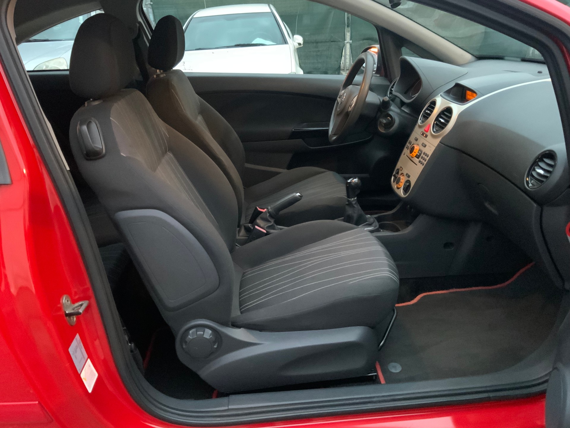 OPEL Corsa 1.4 TP Sport-image-11