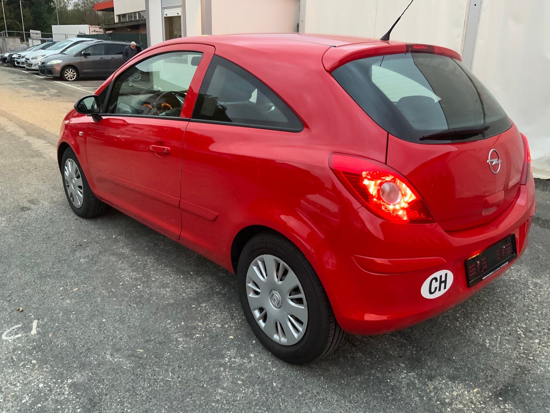 OPEL Corsa 1.4 TP Sport-image-4