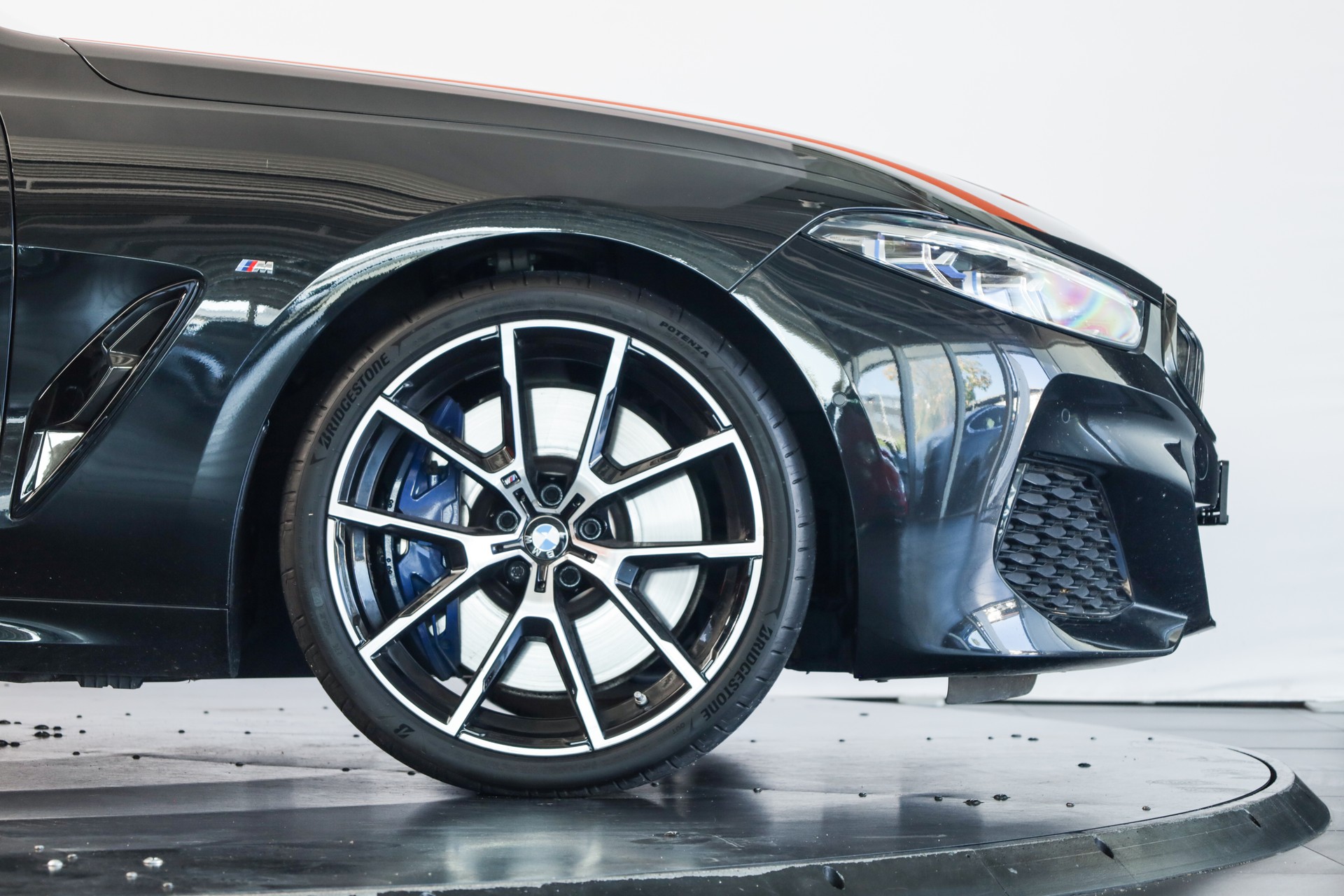 BMW 840d xDrive M Sport GranCoupé Laserlight / Toit panoramique / Jantes M 20"-image-26