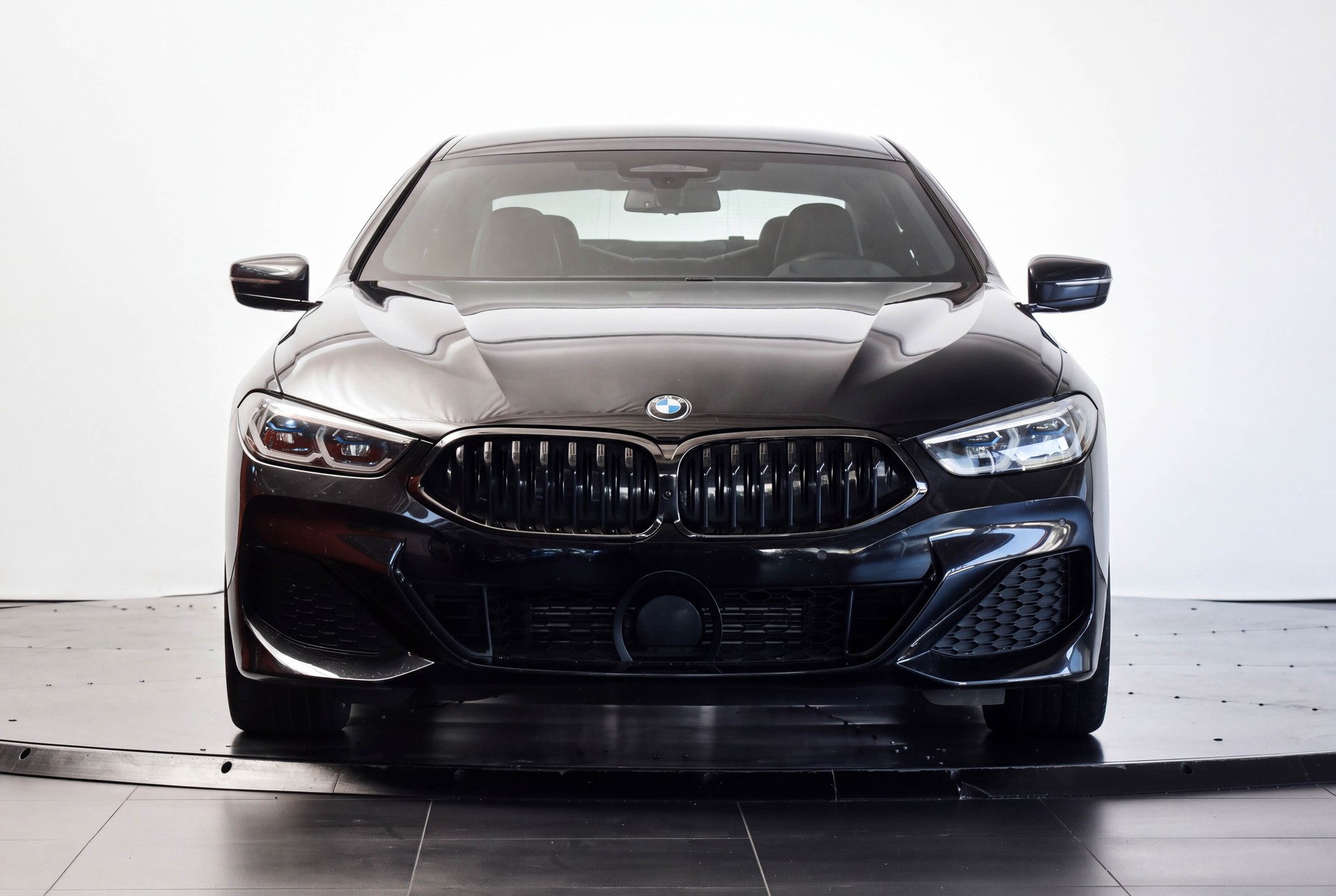 BMW 840d xDrive M Sport GranCoupé Laserlight / Toit panoramique / Jantes M 20"-image-1