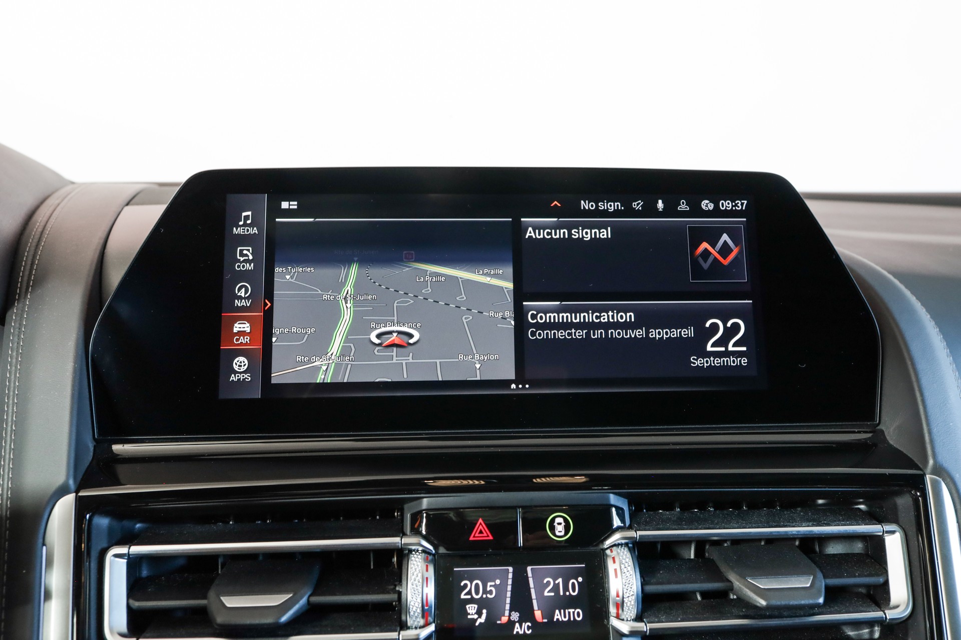 BMW 840d xDrive M Sport GranCoupé Laserlight / Toit panoramique / Jantes M 20"-image-15