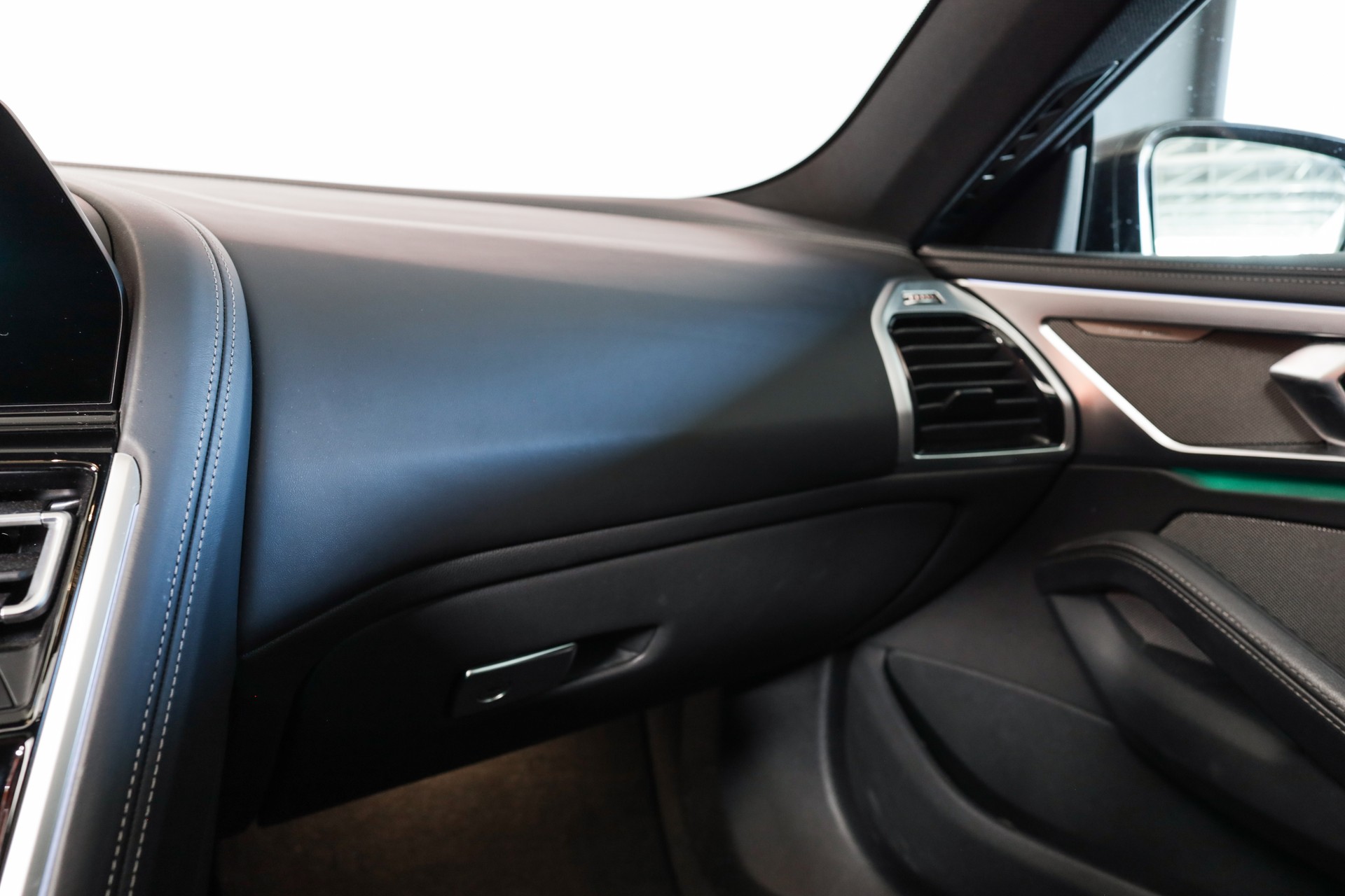 BMW 840d xDrive M Sport GranCoupé Laserlight / Toit panoramique / Jantes M 20"-image-22