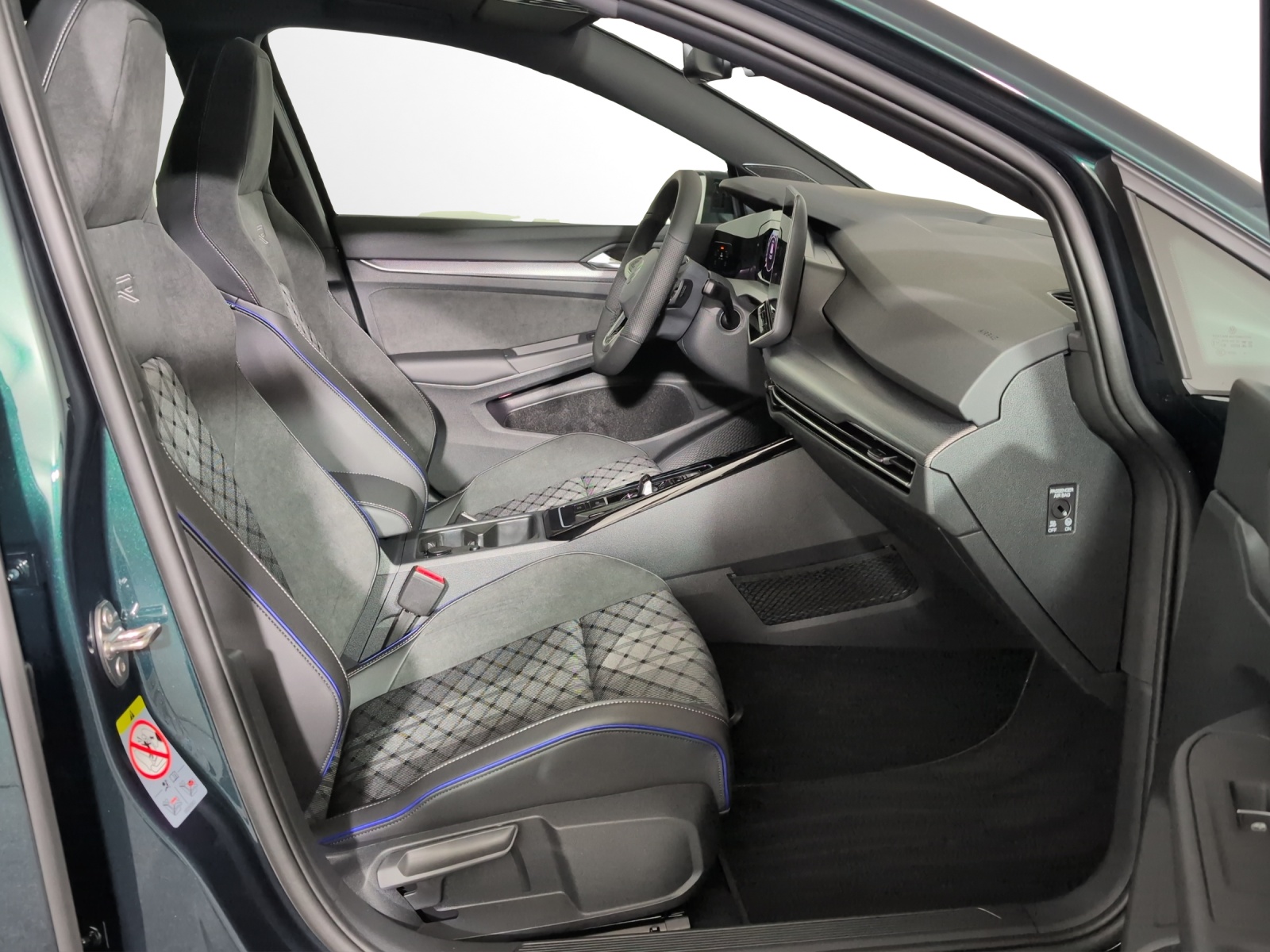 VW Golf 2.0 TSI R-Line DSG 4 Motion-image-7