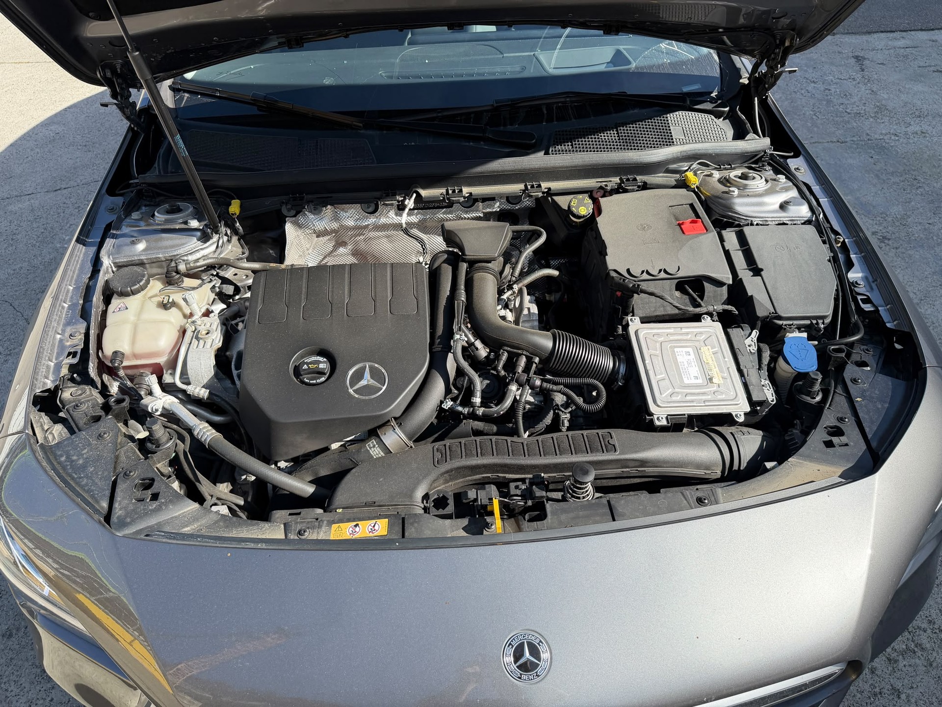 MERCEDES-BENZ CLA 200 Progressive 7G-DCT-image-5