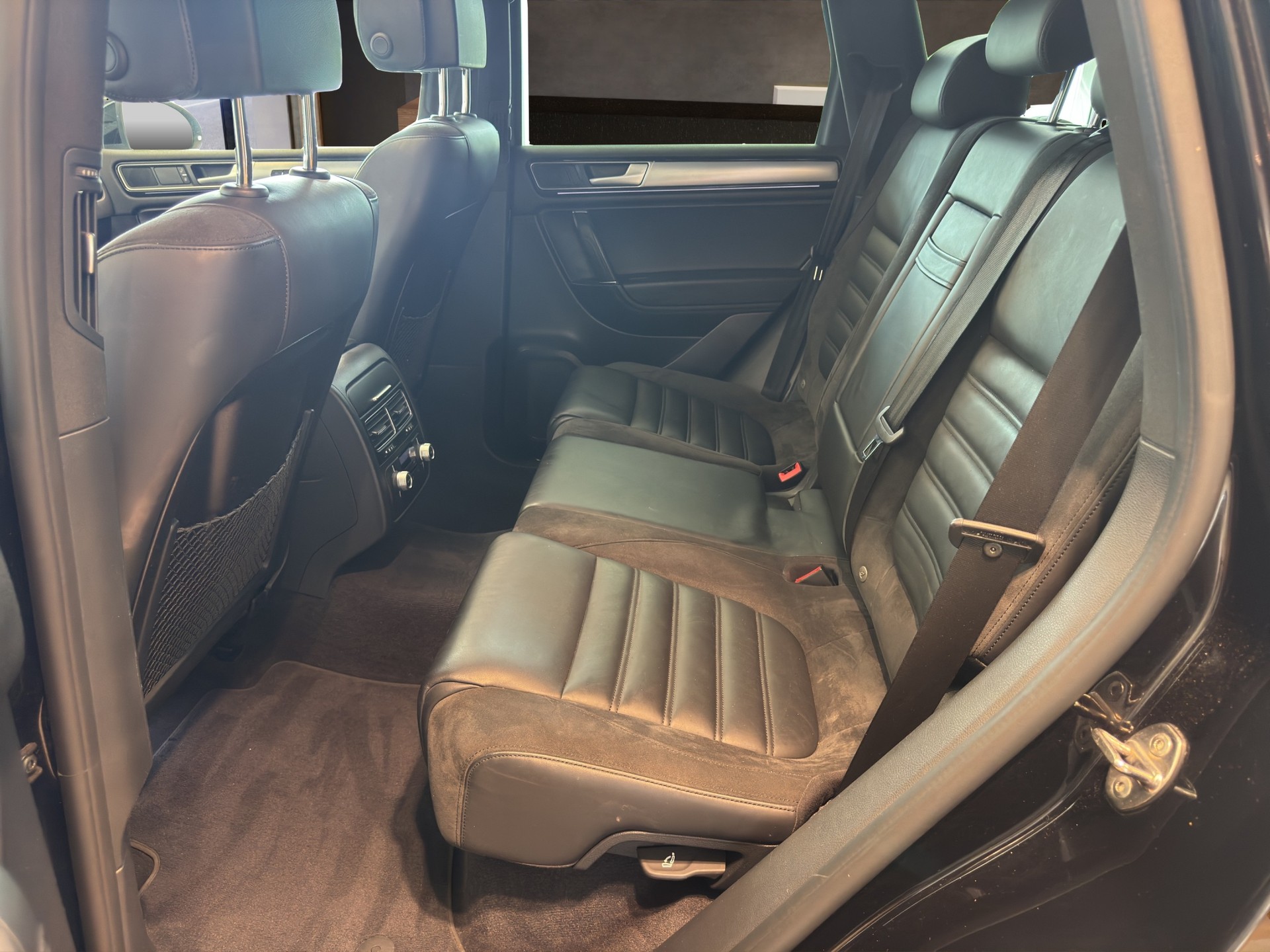 VW Touareg 3.0 TDI BMT Peak Tiptronic-image-10
