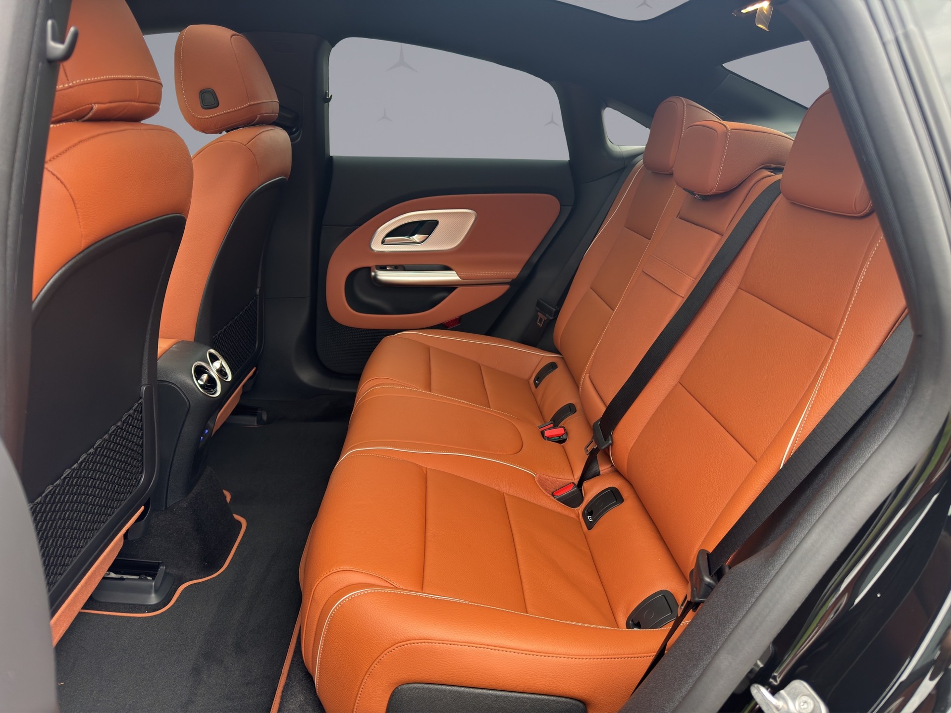 MERCEDES-BENZ CLA-Klasse C174 CLA 350 Progressive 4matic-image-10