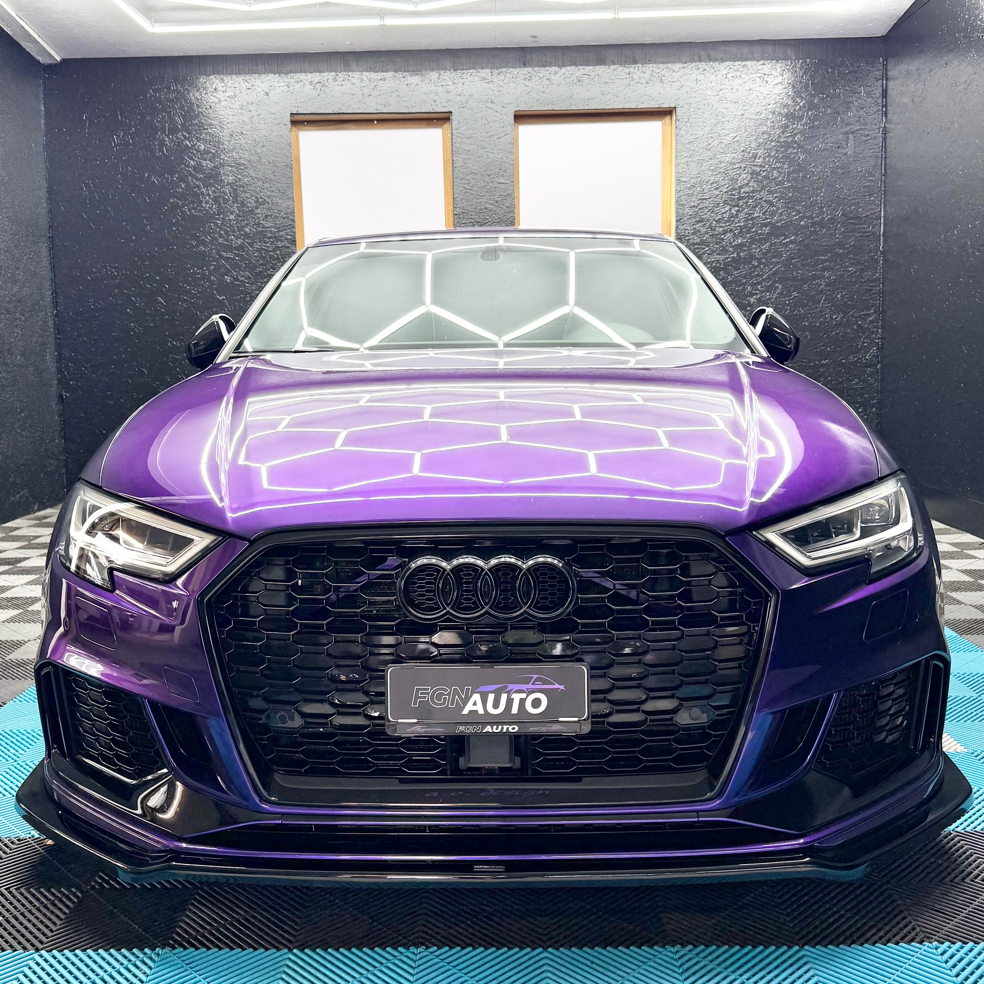 AUDI RS3 Limousine 2.5 TSI quattro S-tronic-image-1