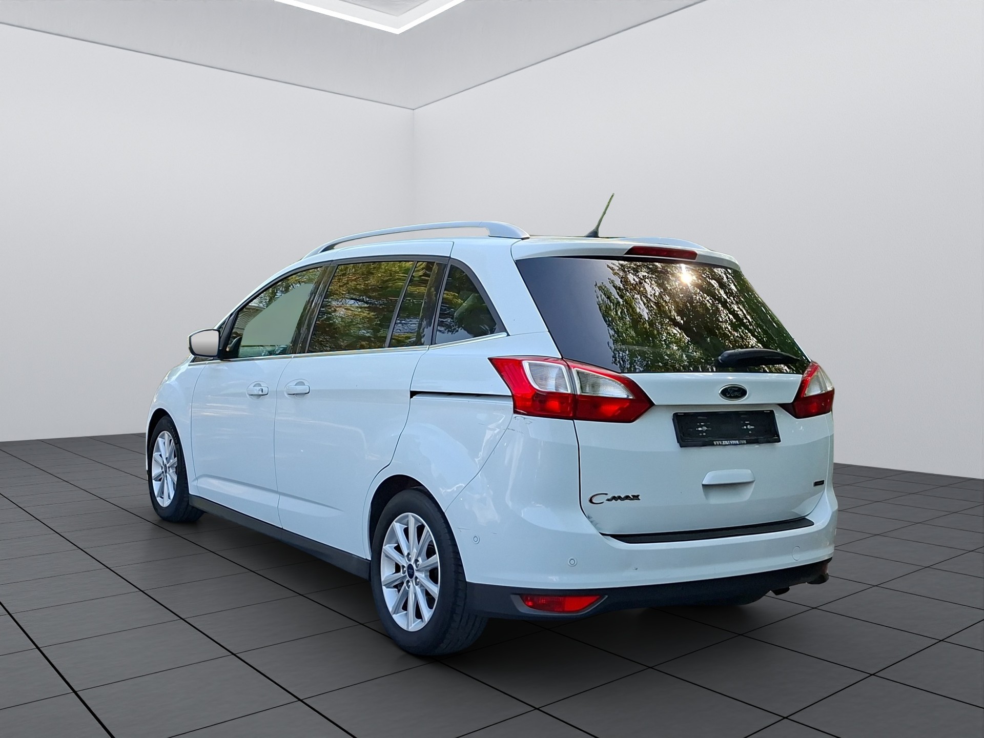 FORD GrC-Max 1.5 SCTi Titanium-image-3