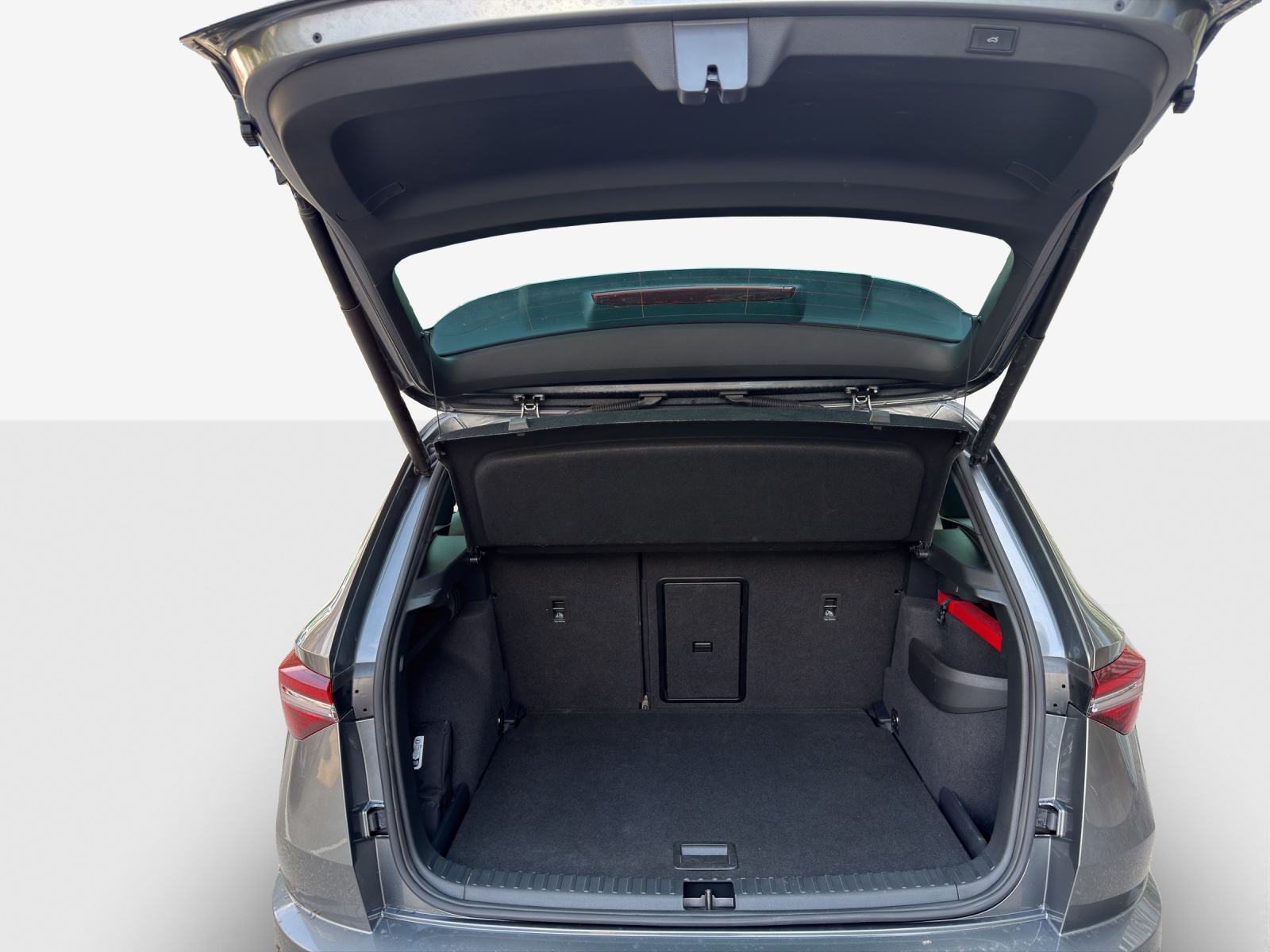 SKODA Karoq 2.0 TSI SportLine 4x4 DSG-image-12