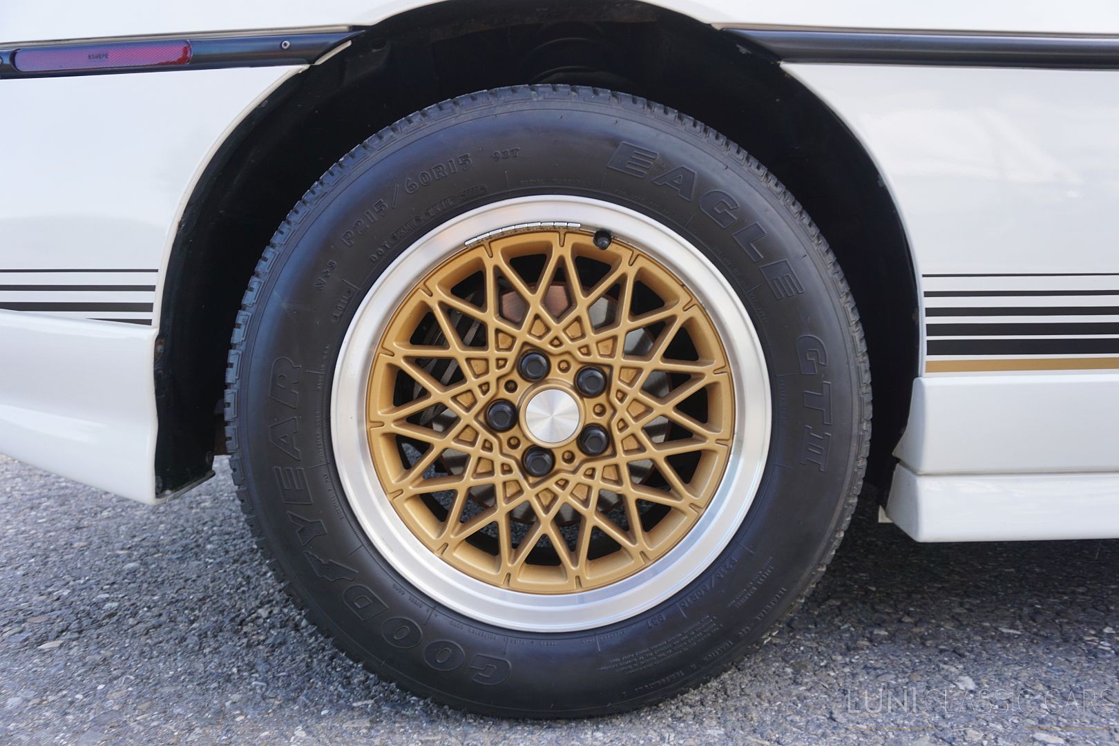 PONTIAC Fiero GT-image-15