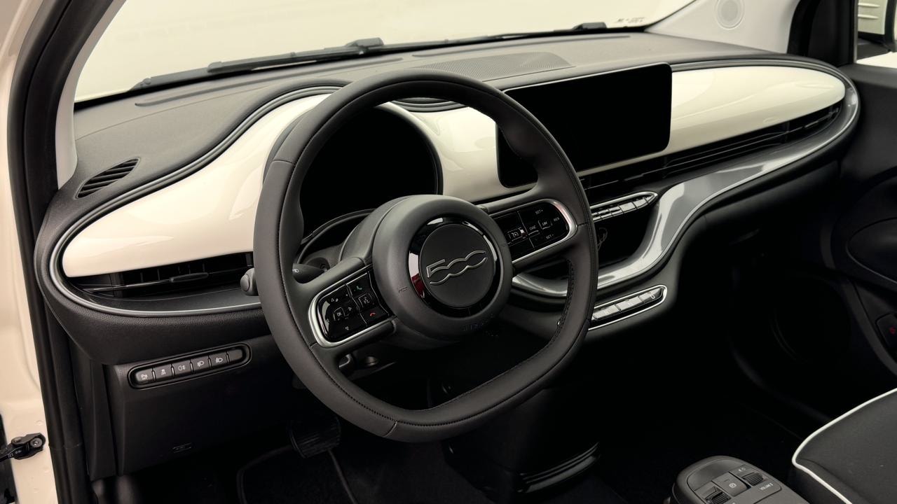 FIAT 500 electric 87kWh Icon-image-6