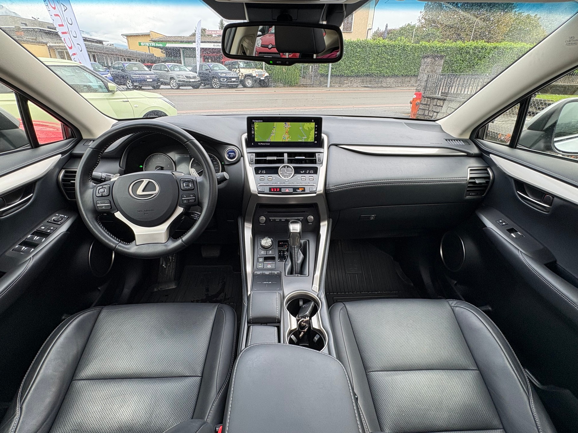 LEXUS NX 300h Comfort E-Four Automatic-image-13